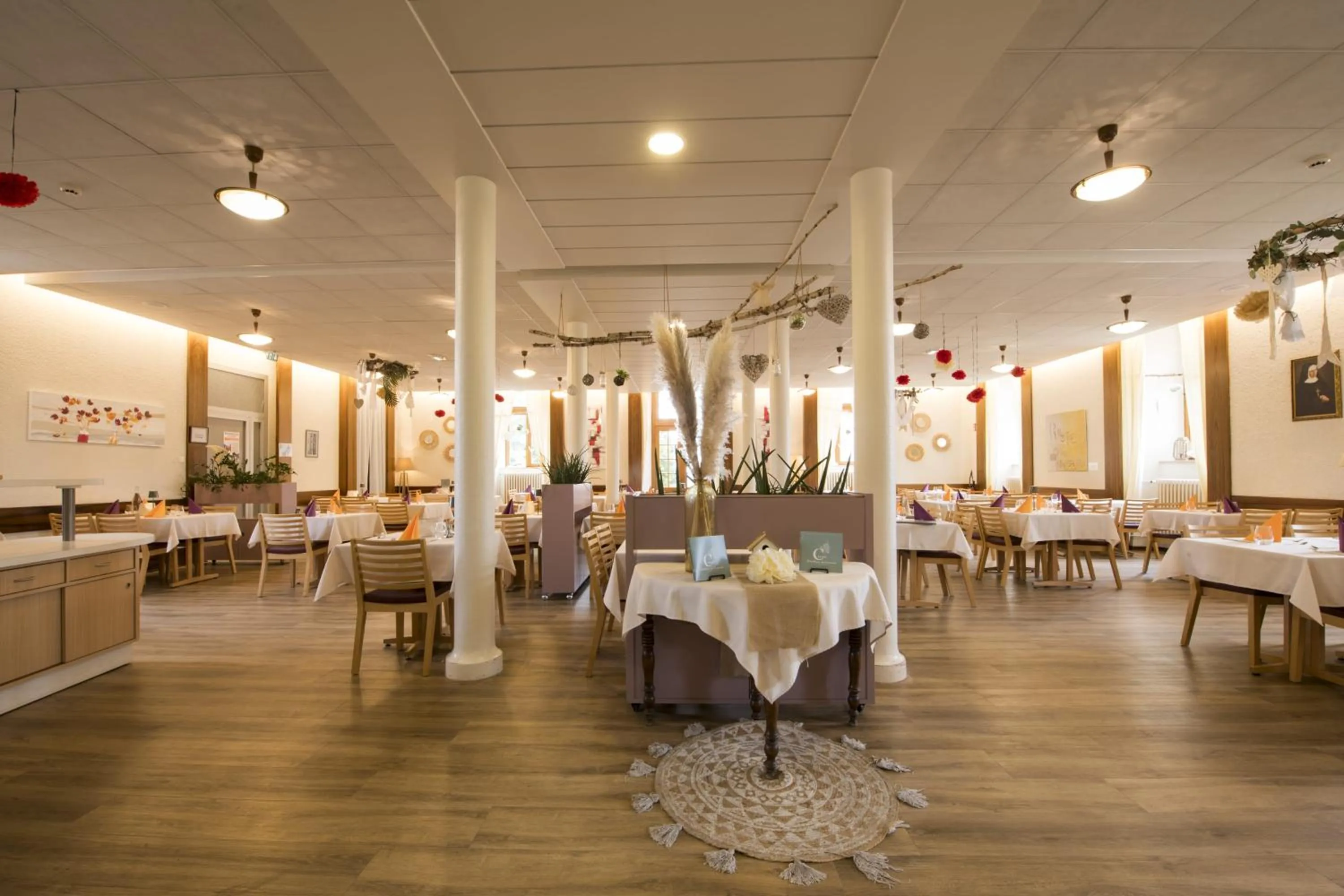 Restaurant/places to eat in Hôtellerie du Couvent Oberbronn