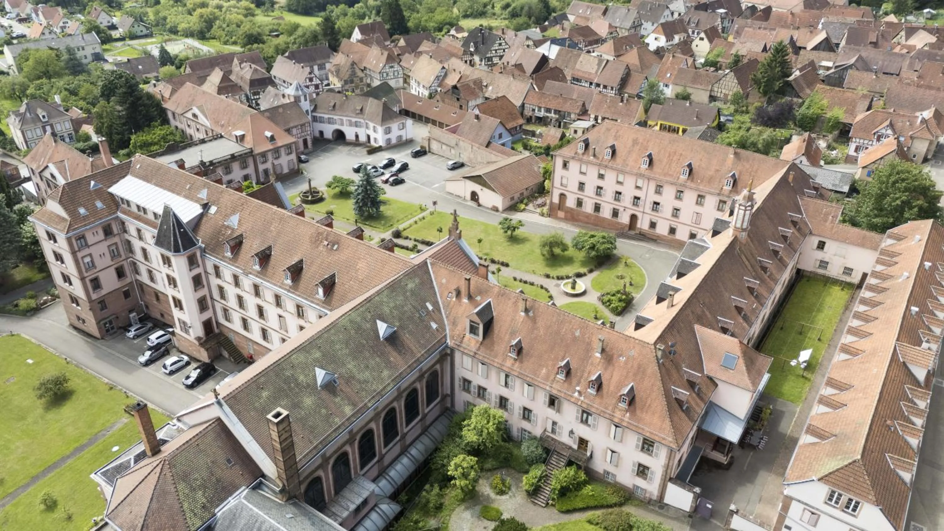 Bird's eye view in Hôtellerie du Couvent Oberbronn