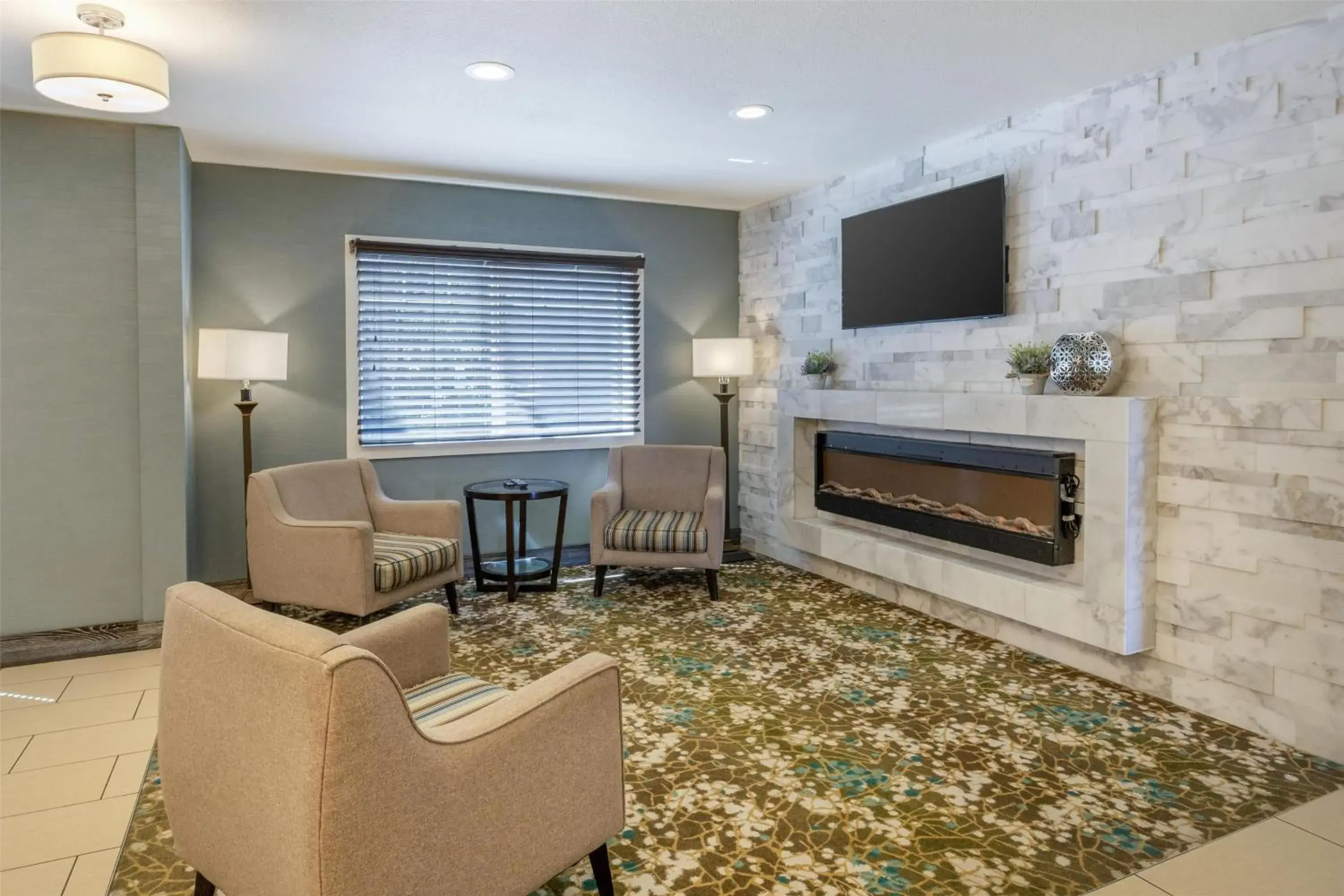 Lobby or reception in Best Western Long Beach Inn Lobby or reception in Best Western Long Beach Inn