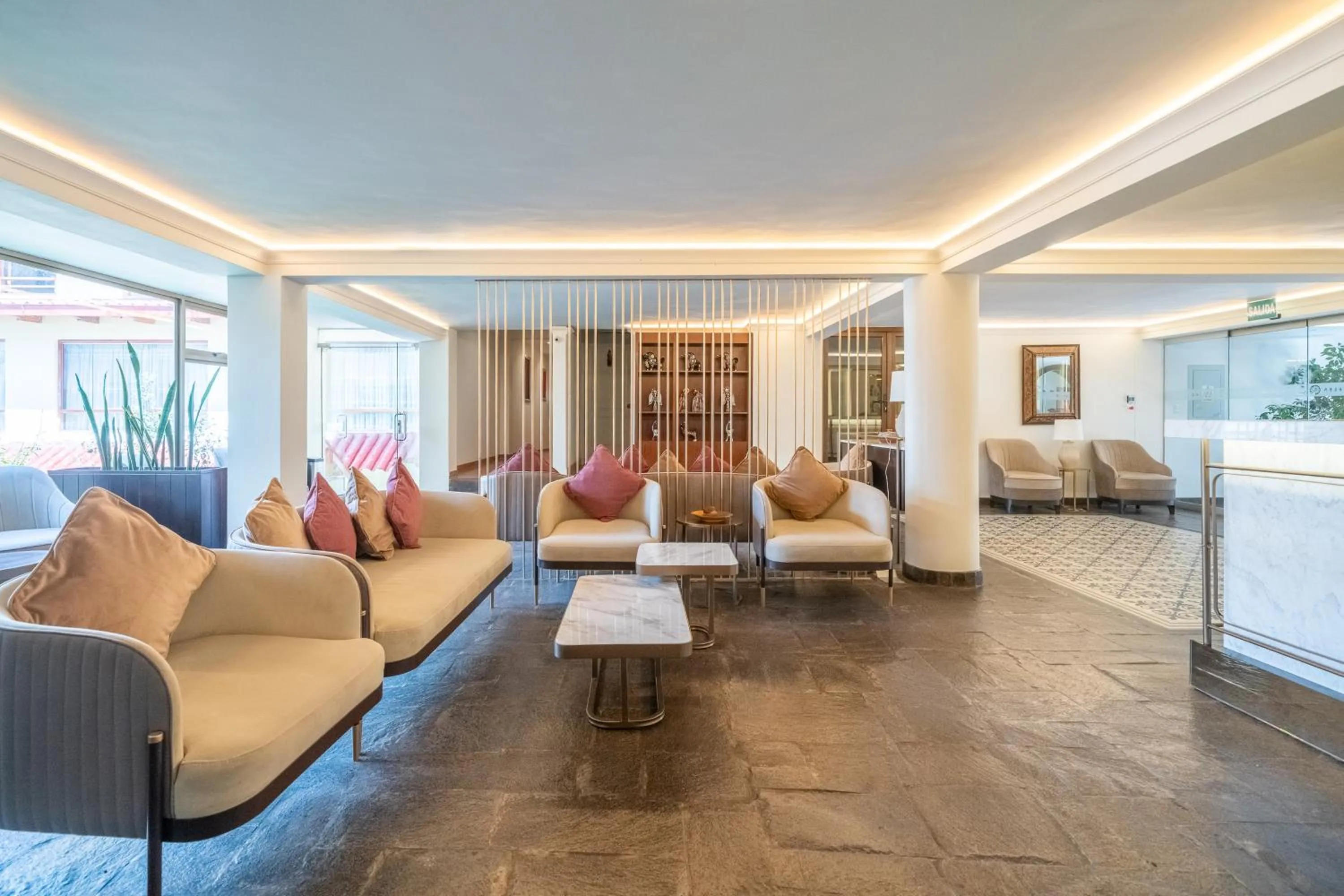 Living room in Taypikala Hotel Cusco