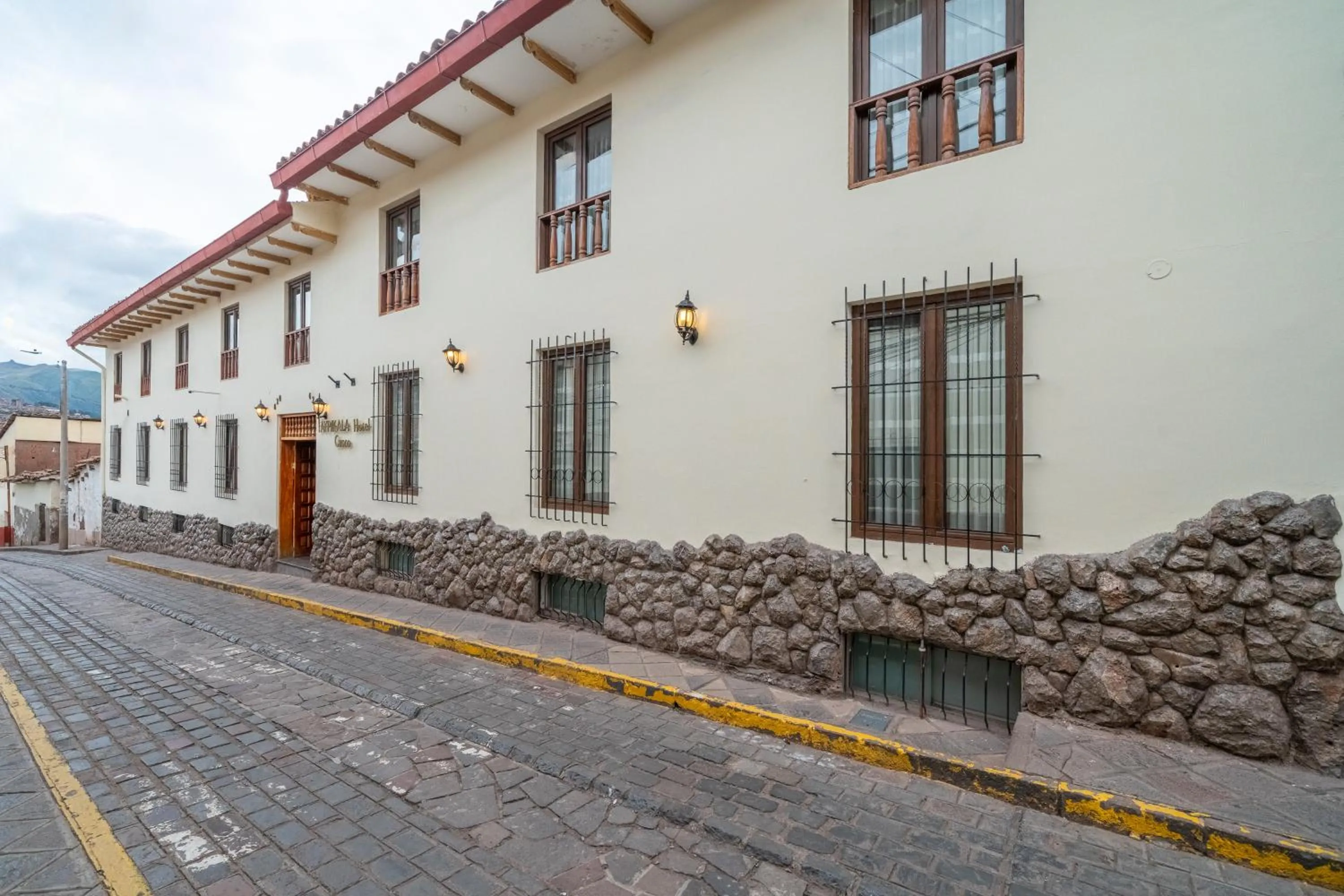 Facade/entrance in Taypikala Hotel Cusco