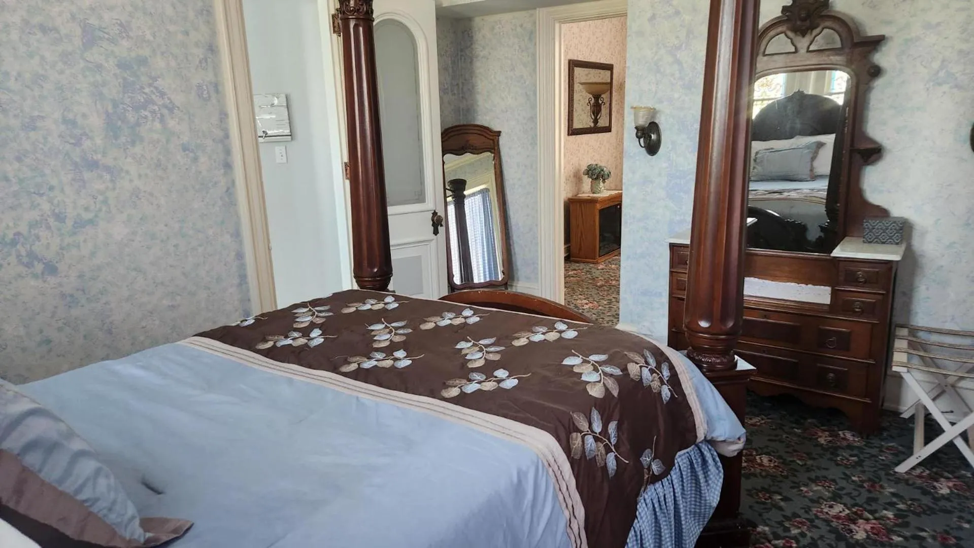 Bedroom, Bed in Greystone Manor Bed & Breakfast