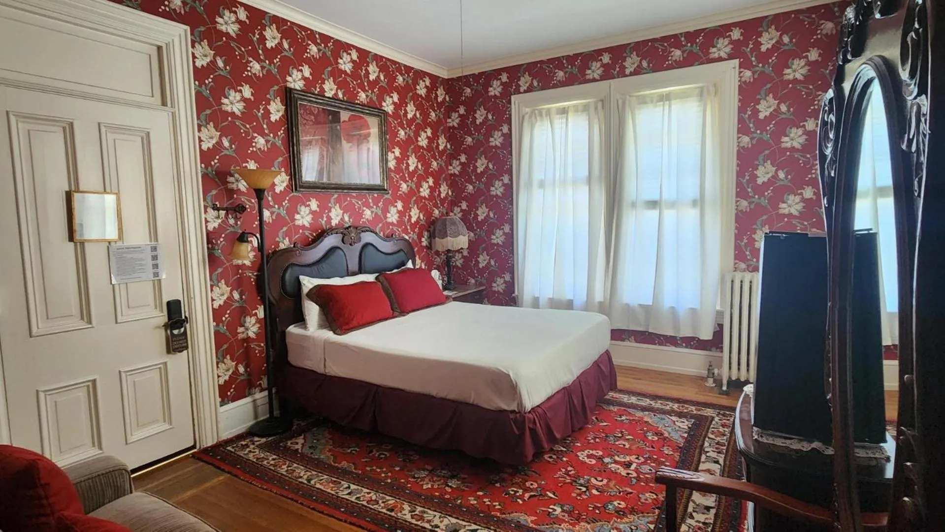 Photo of the whole room, Bed in Greystone Manor Bed & Breakfast