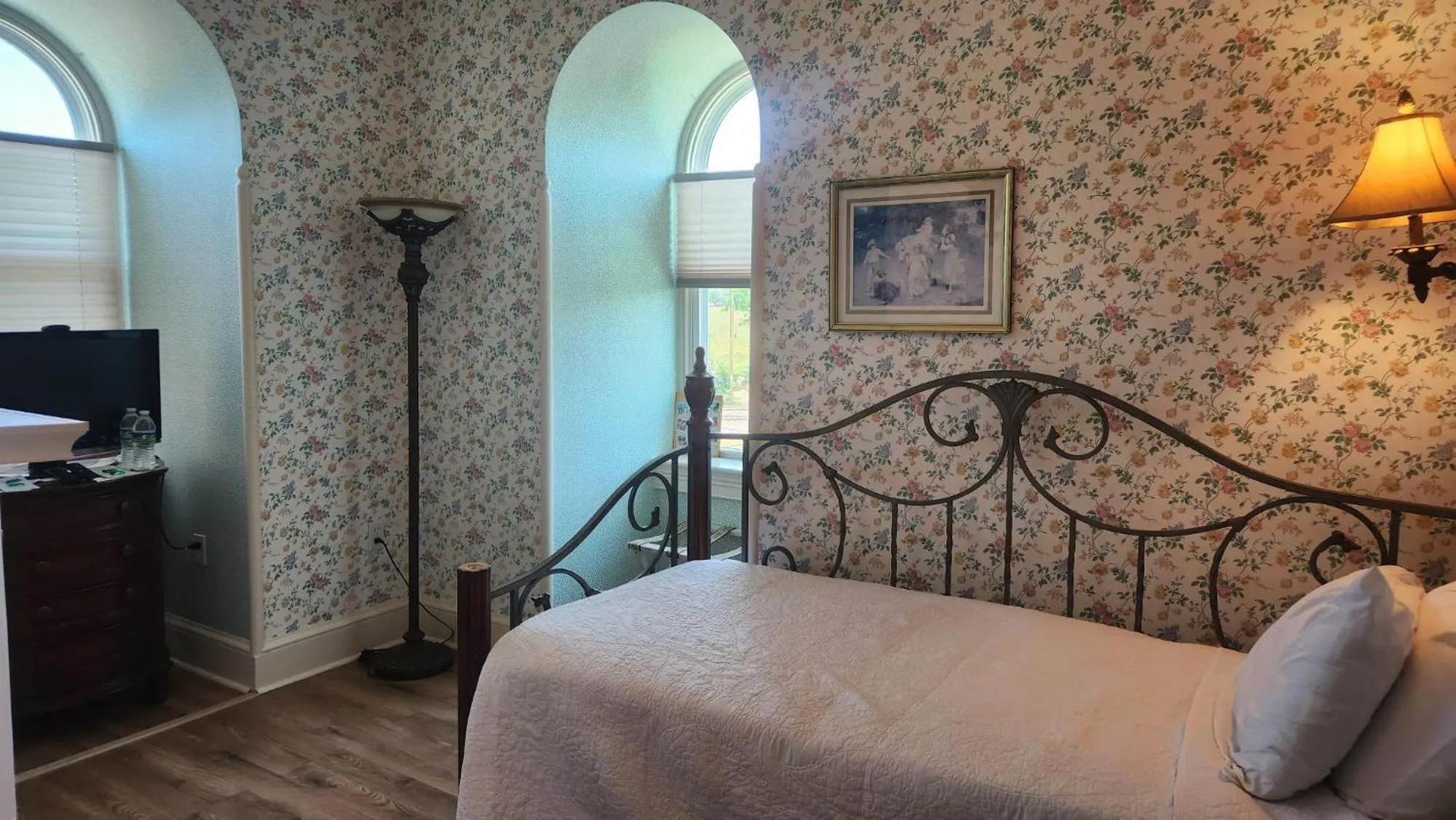 Bed in Greystone Manor Bed & Breakfast