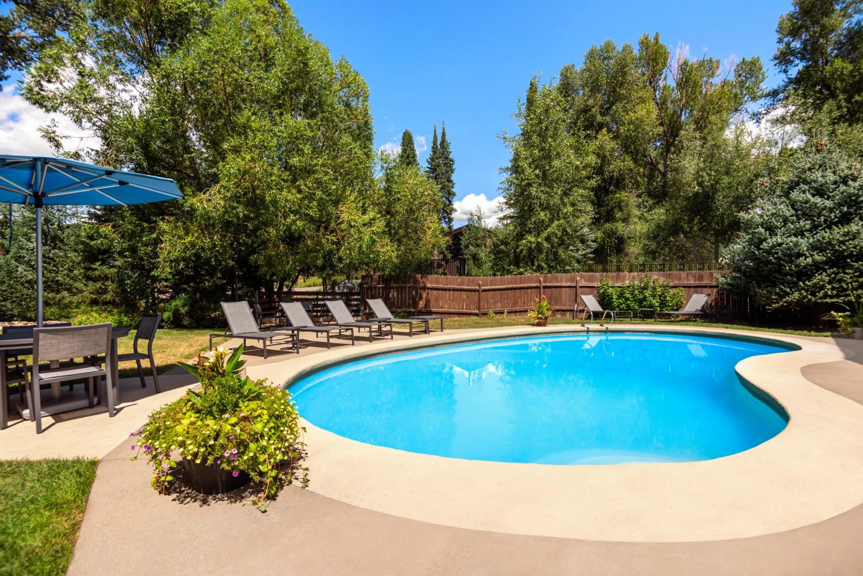 Pool view in Nordic Lodge