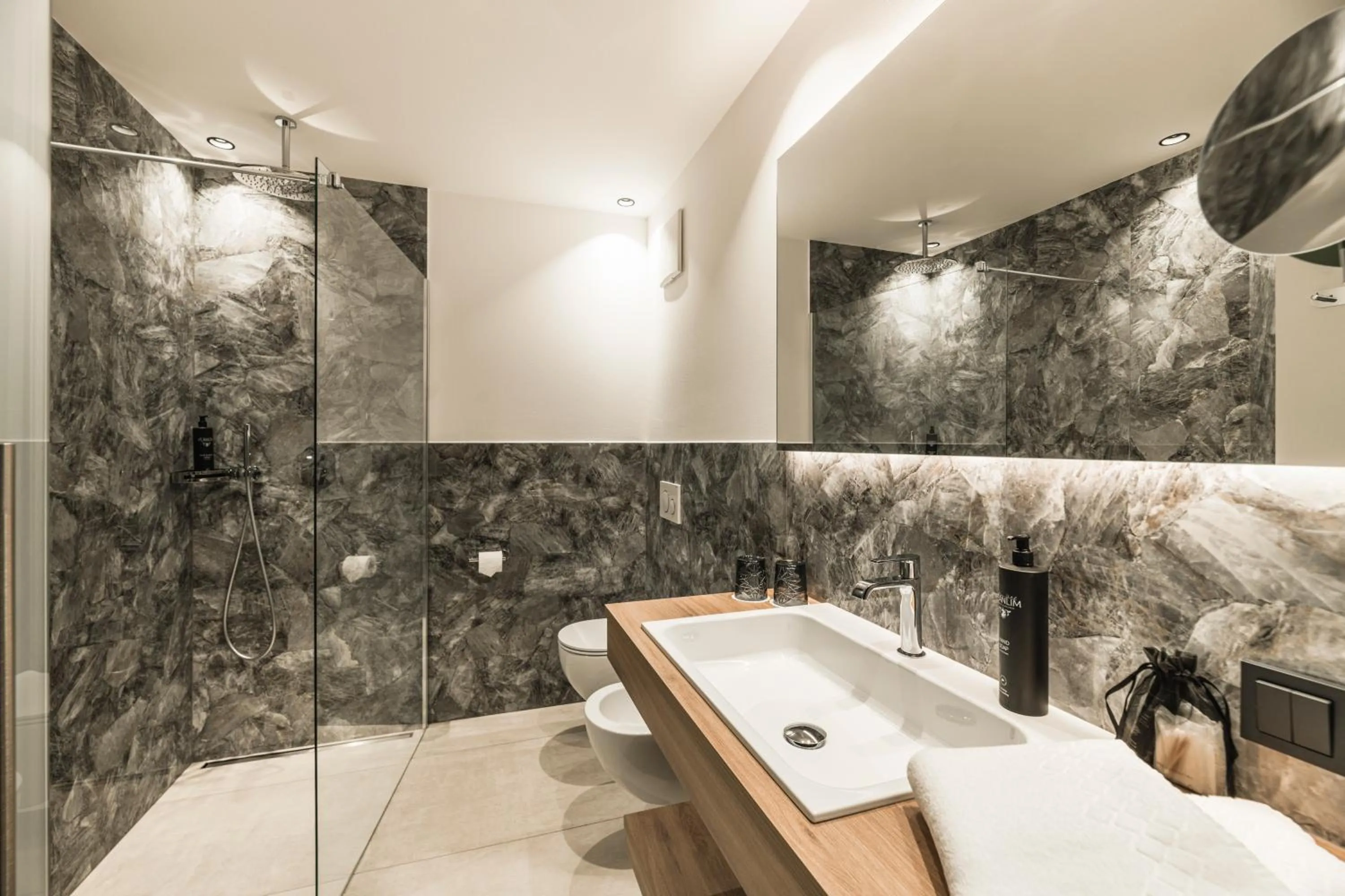 Bathroom in Boutique Hotel Planlim