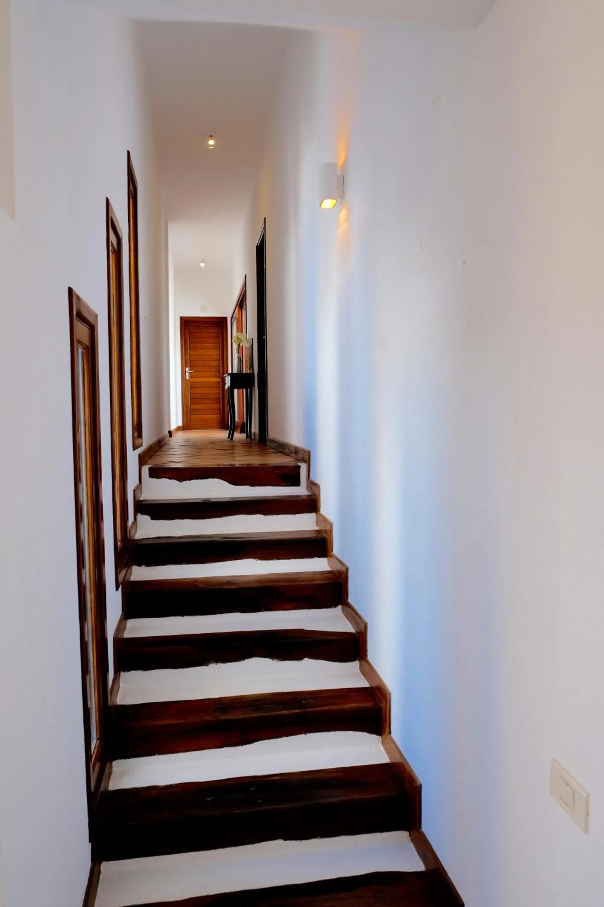 Villa V