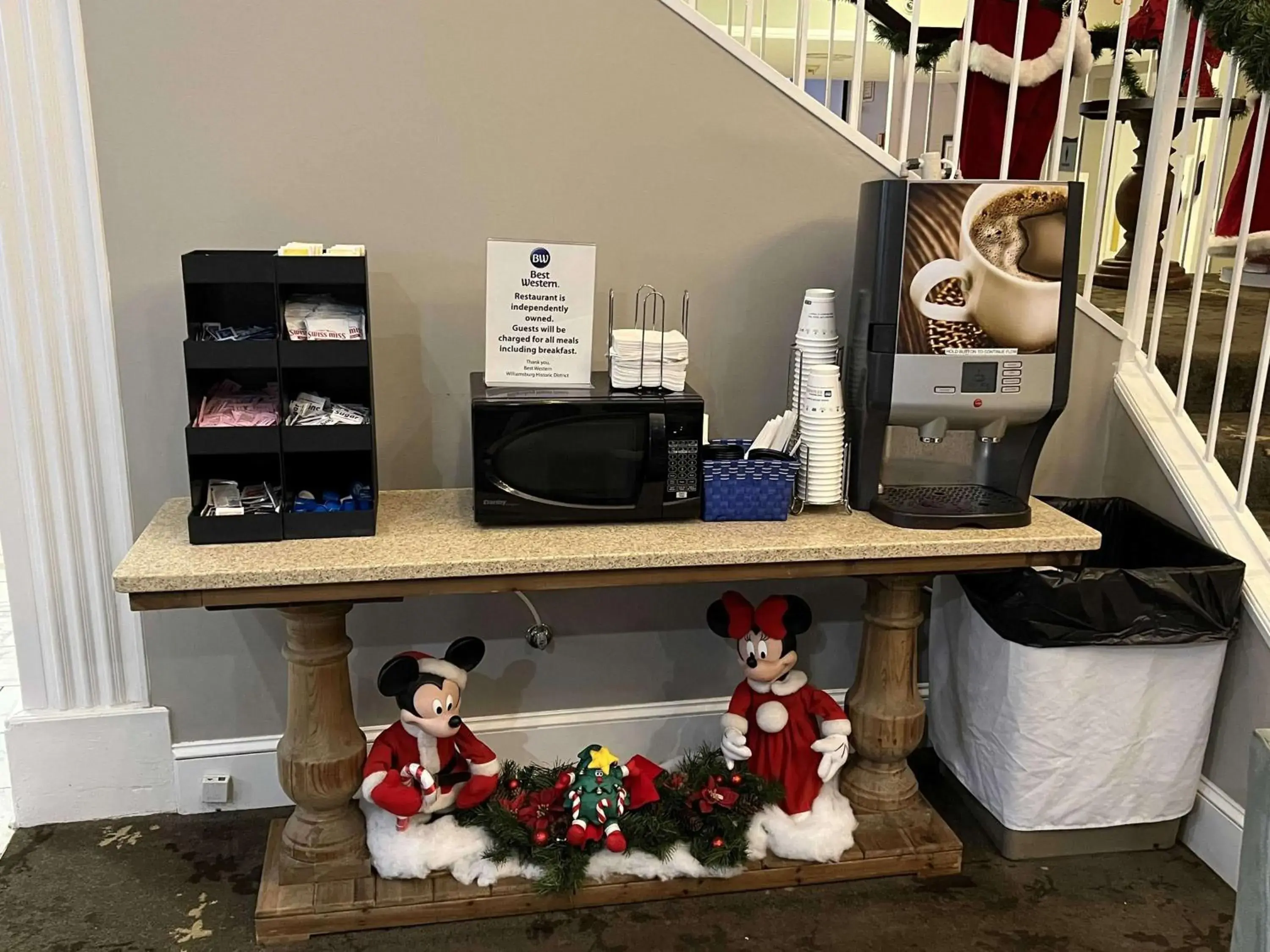 Property building in Best Western Williamsburg Historic District Property building in Best Western Williamsburg Historic District