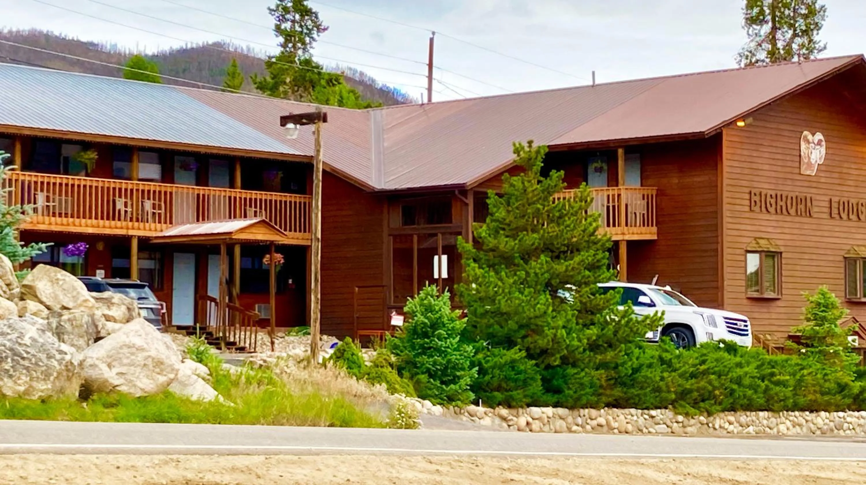 Property building in Big Horn Lodge