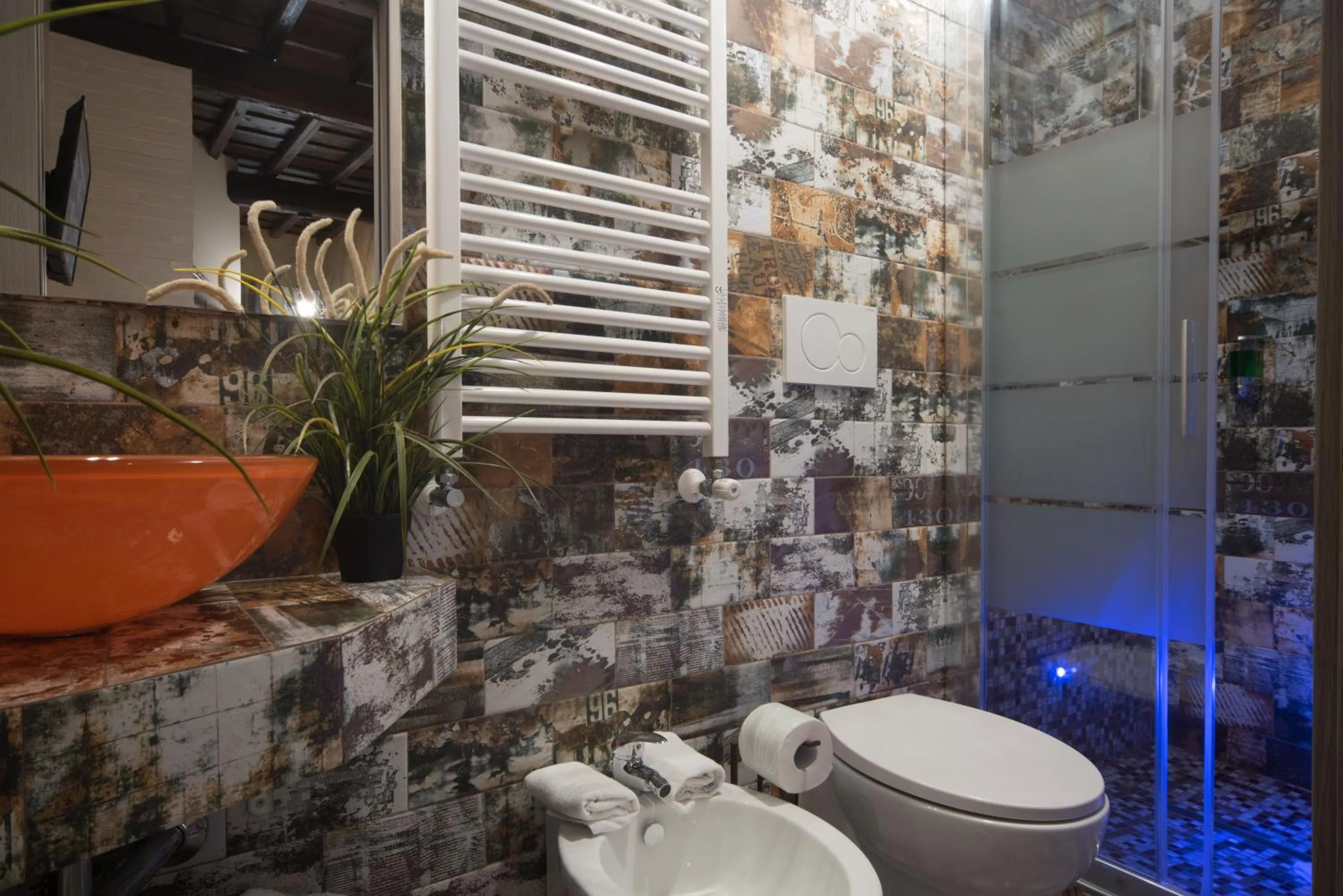 Shower in StarHome Navona