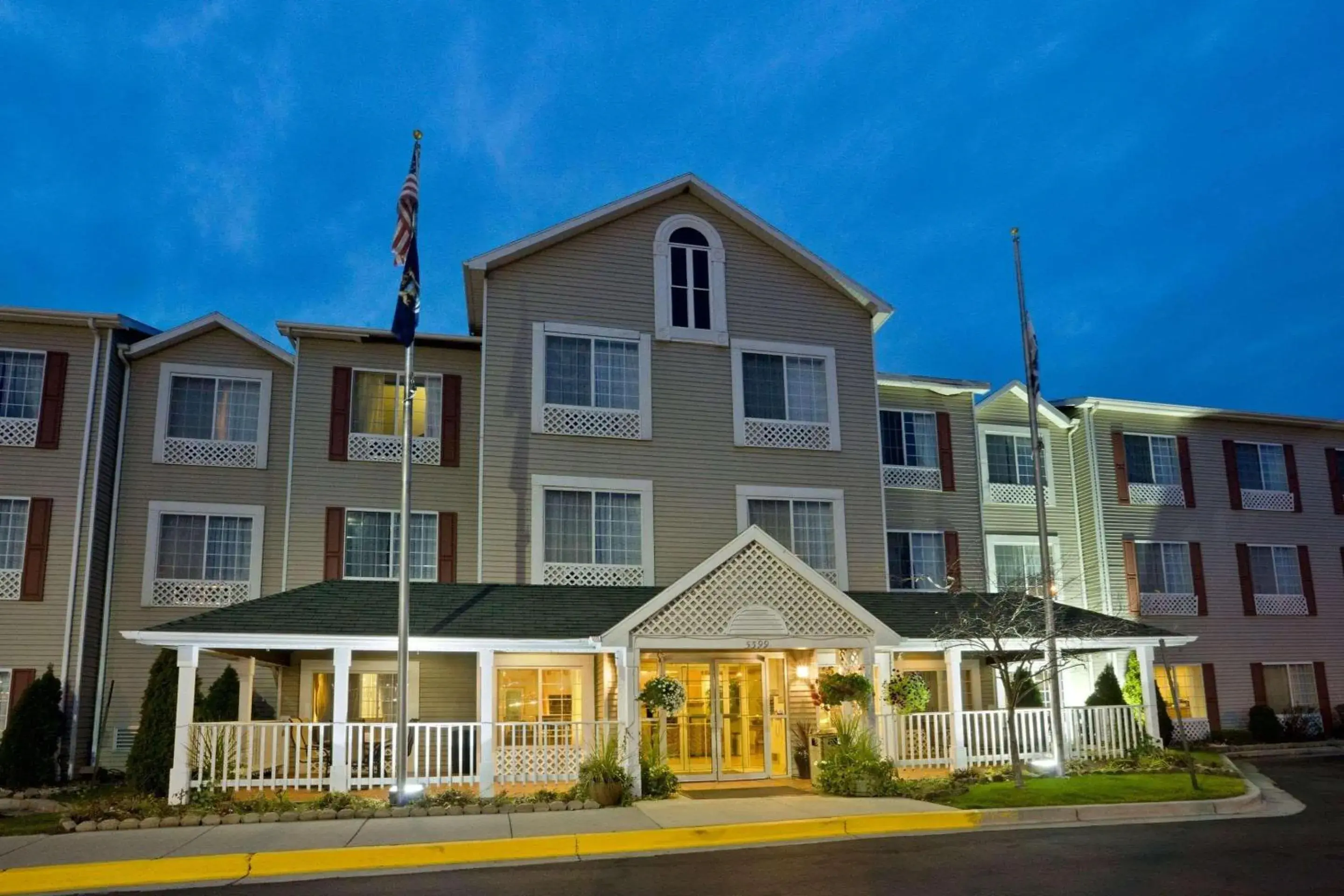 Country Inn & Suites by Radisson, Grand Rapids Airport, MI Country Inn & Suites by Radisson, Grand Rapids Airport, MI