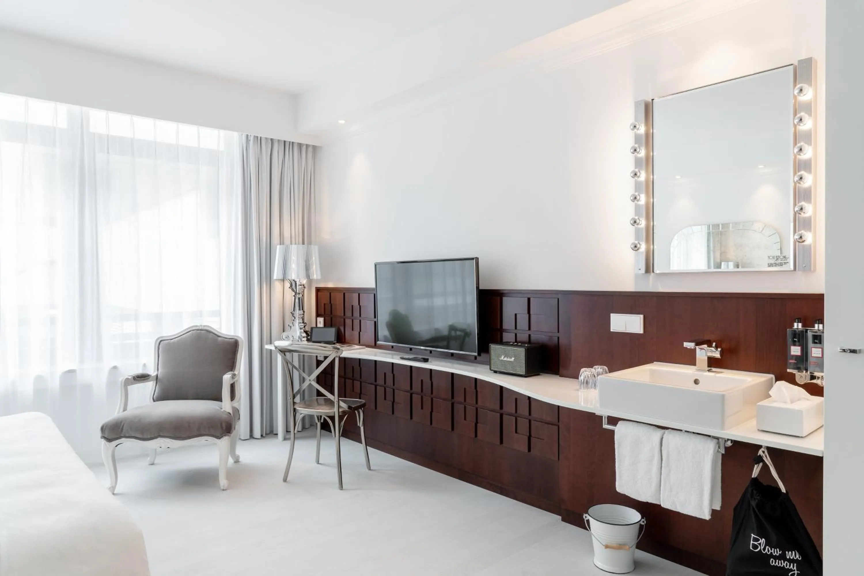 Photo of the whole room in Ruby Coco Hotel Dusseldorf