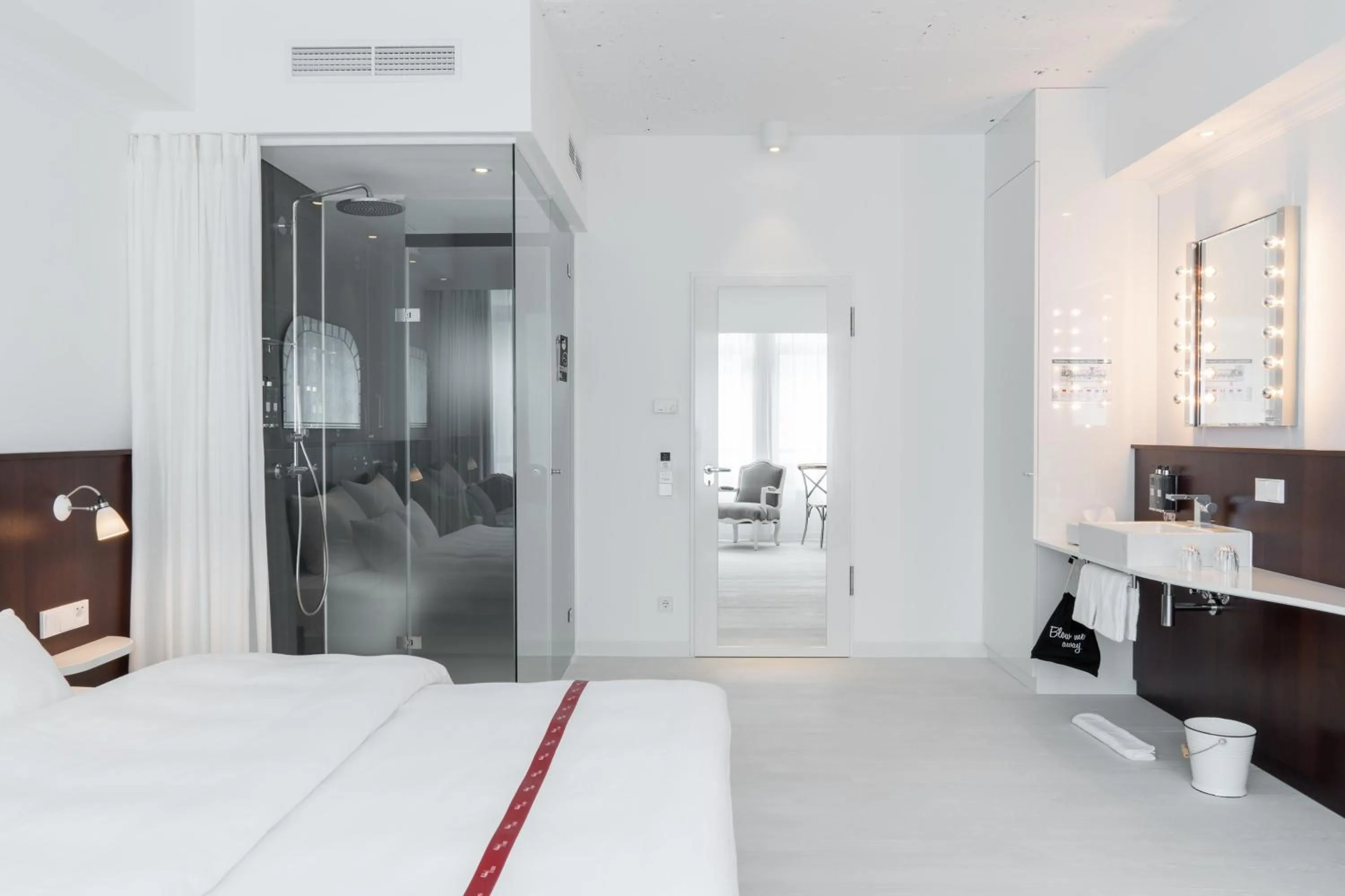 Photo of the whole room, Bed in Ruby Coco Hotel Dusseldorf