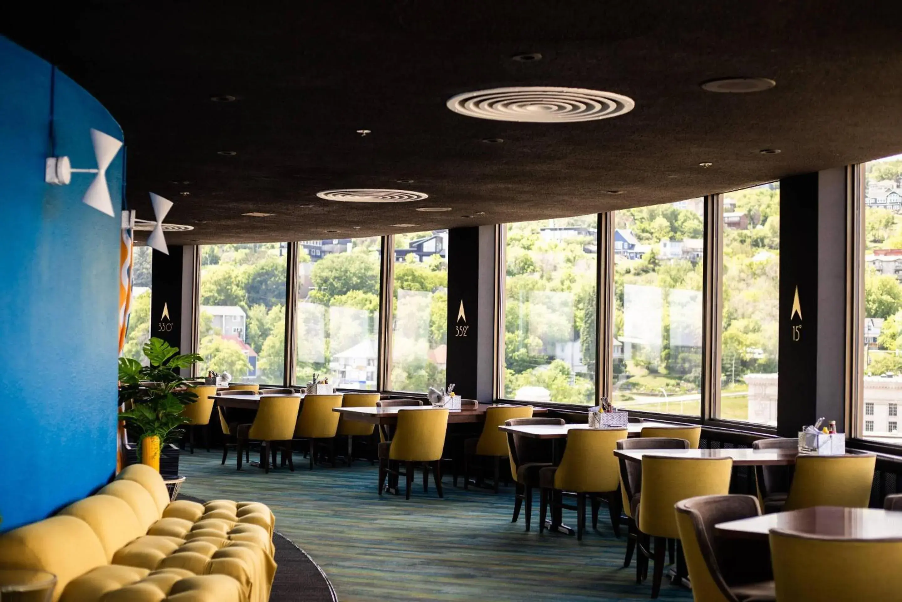 Restaurant/places to eat in Radisson Hotel Duluth-Harborview Restaurant/places to eat in Radisson Hotel Duluth-Harborview