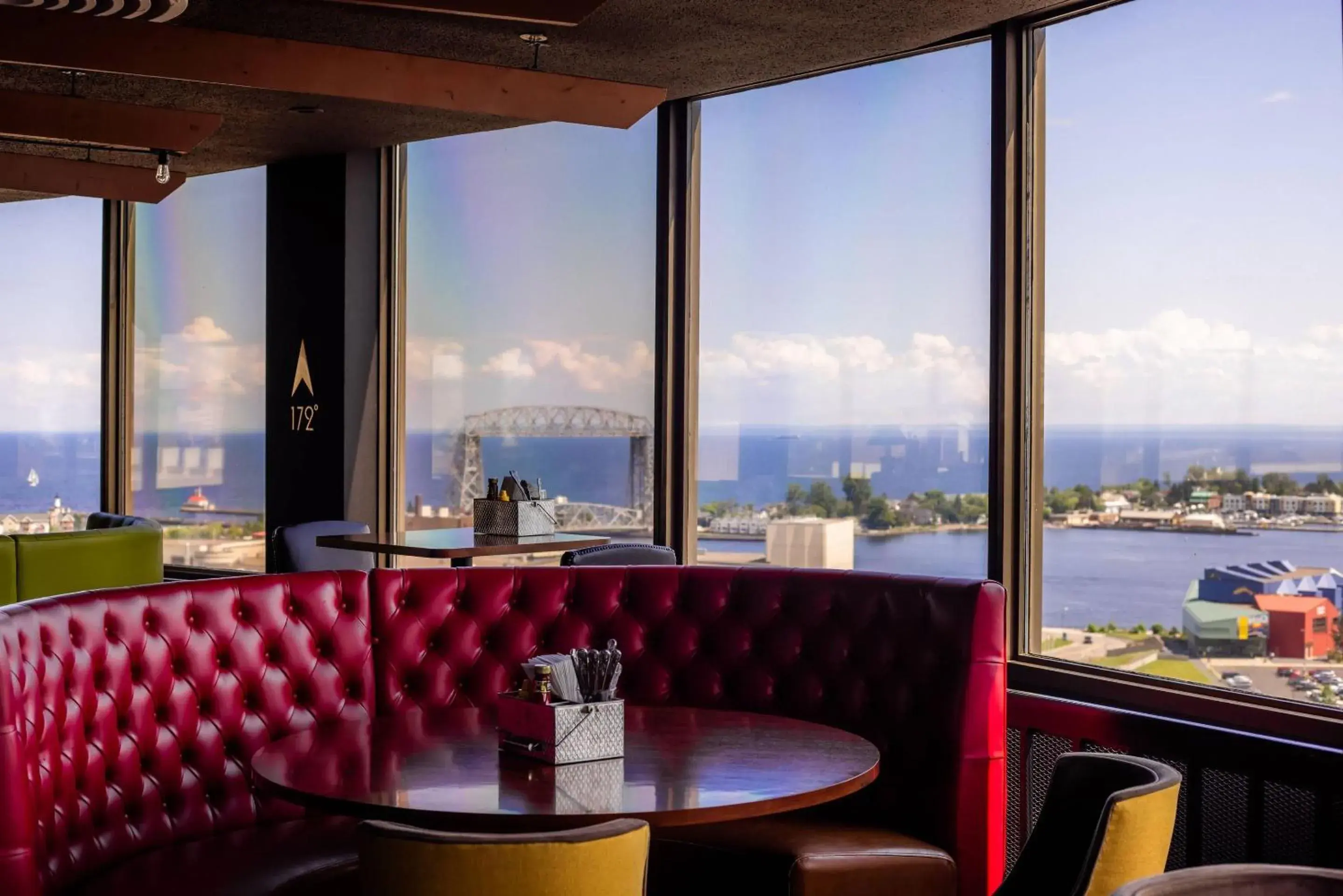 Restaurant/places to eat in Radisson Hotel Duluth-Harborview Restaurant/places to eat in Radisson Hotel Duluth-Harborview