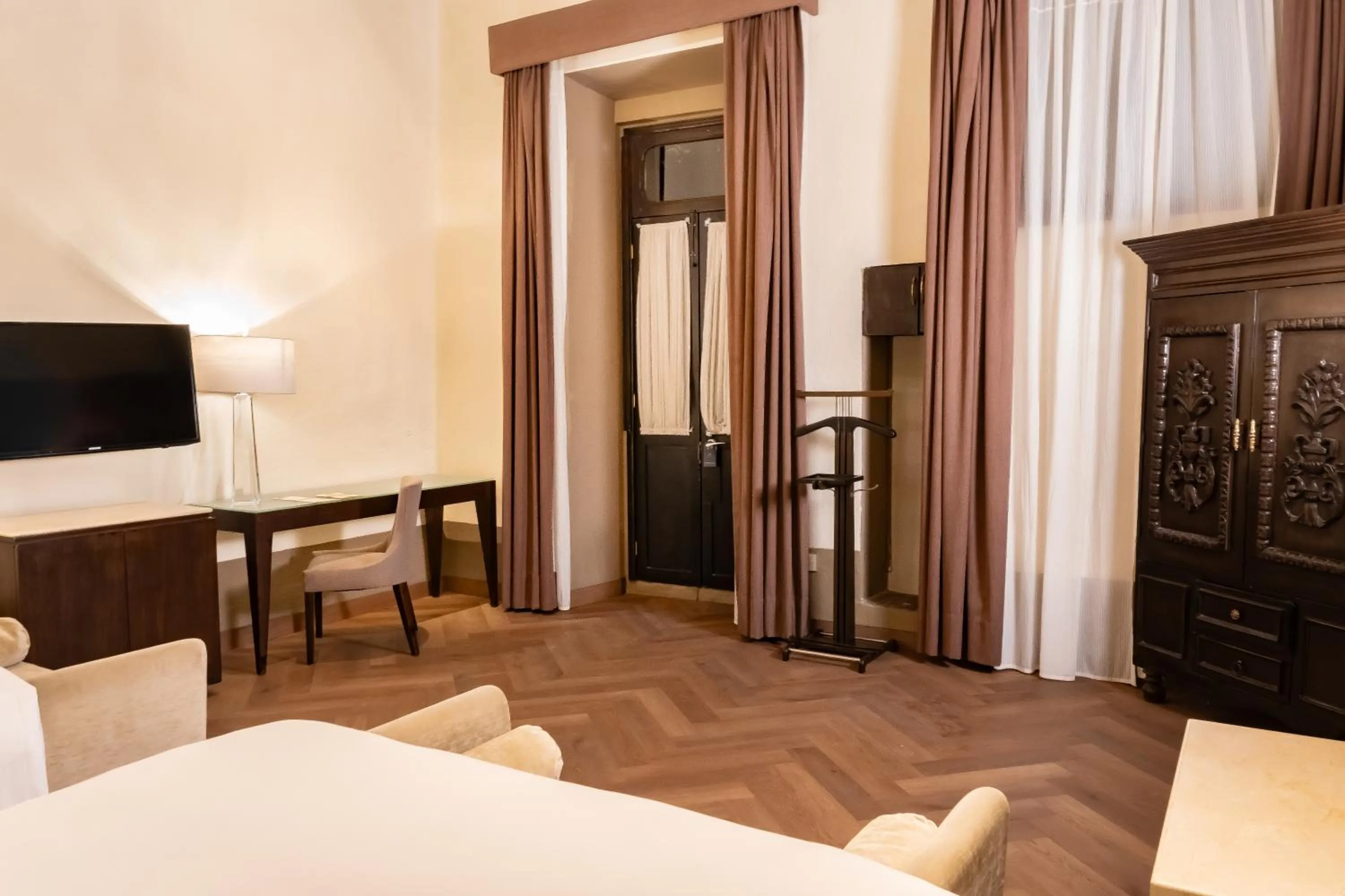 Bed in Quinta Real Puebla