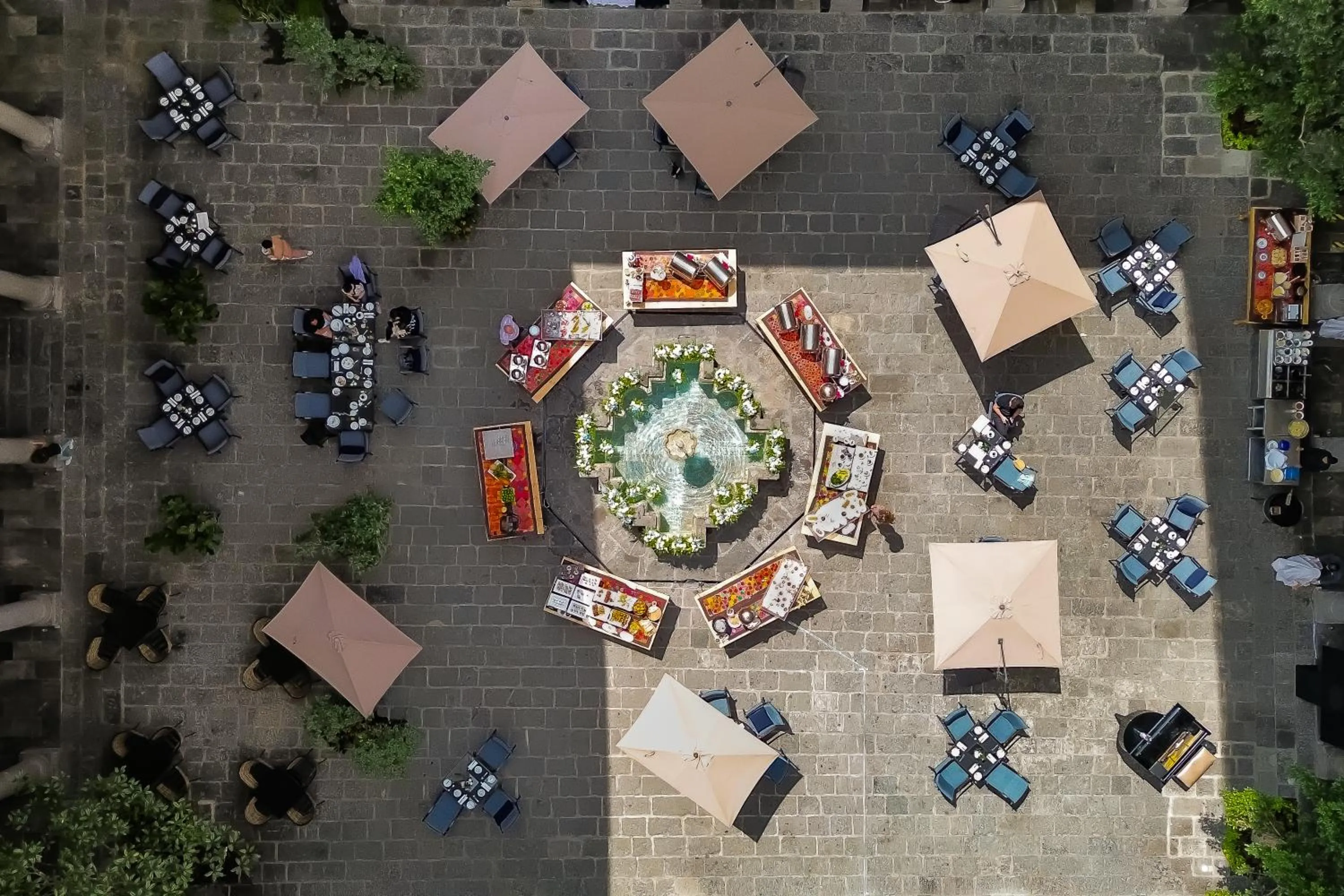 Restaurant/places to eat in Quinta Real Puebla