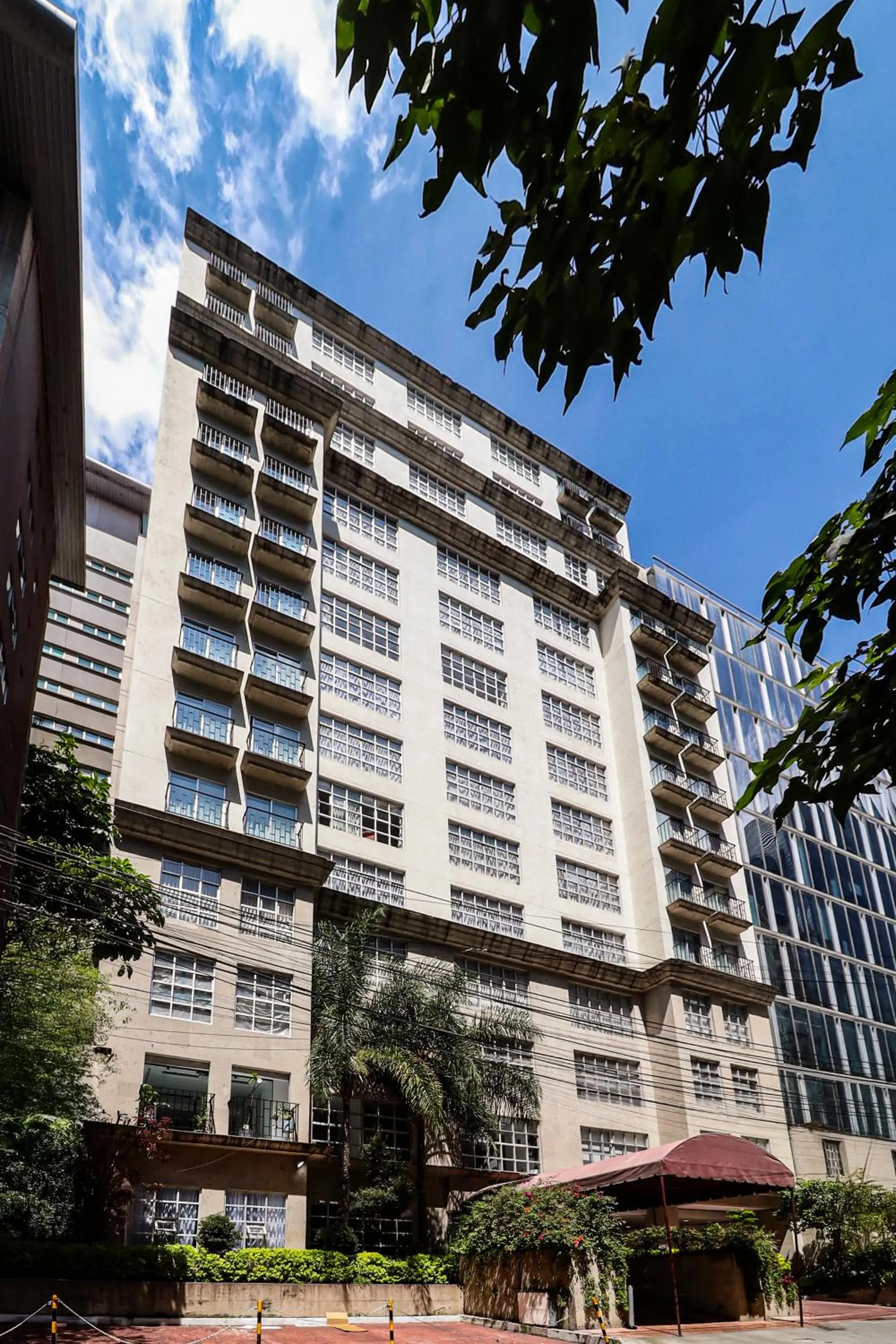 Facade/entrance in St Isidro Suites Corporate Housing SPA & Wellness Center