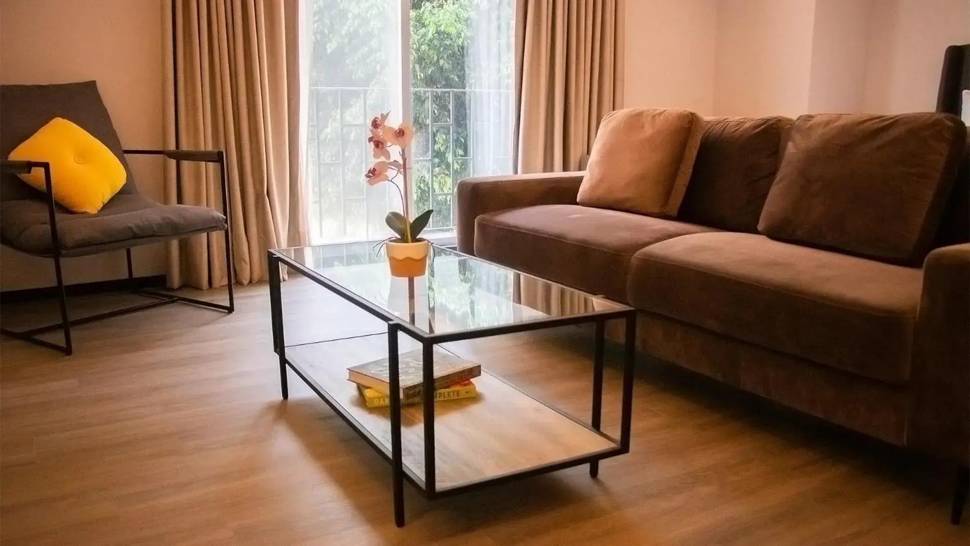 Living room in St Isidro Suites Corporate Housing SPA & Wellness Center Living room in St Isidro Suites Corporate Housing SPA & Wellness Center