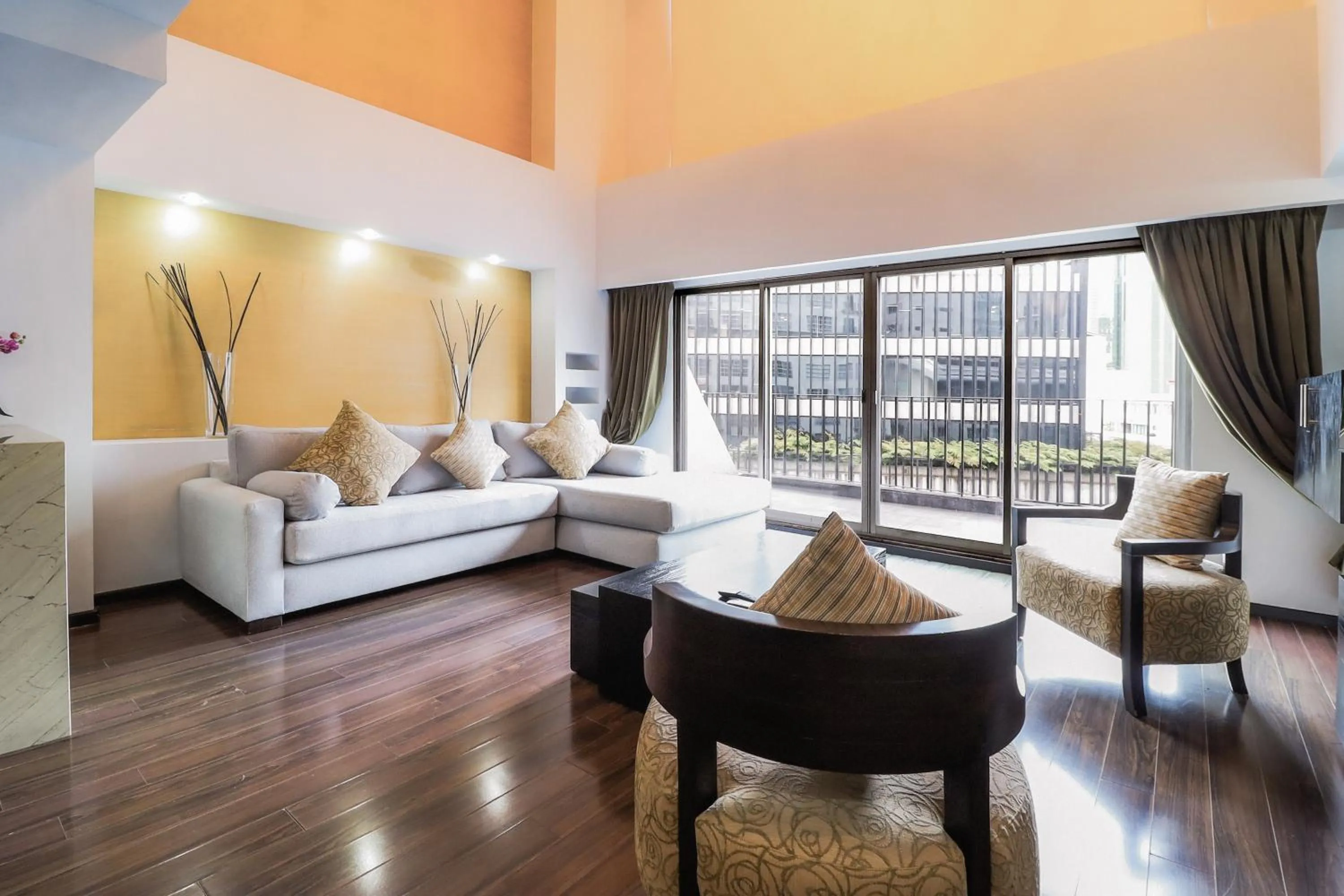 Living room in St Isidro Suites Corporate Housing SPA & Wellness Center