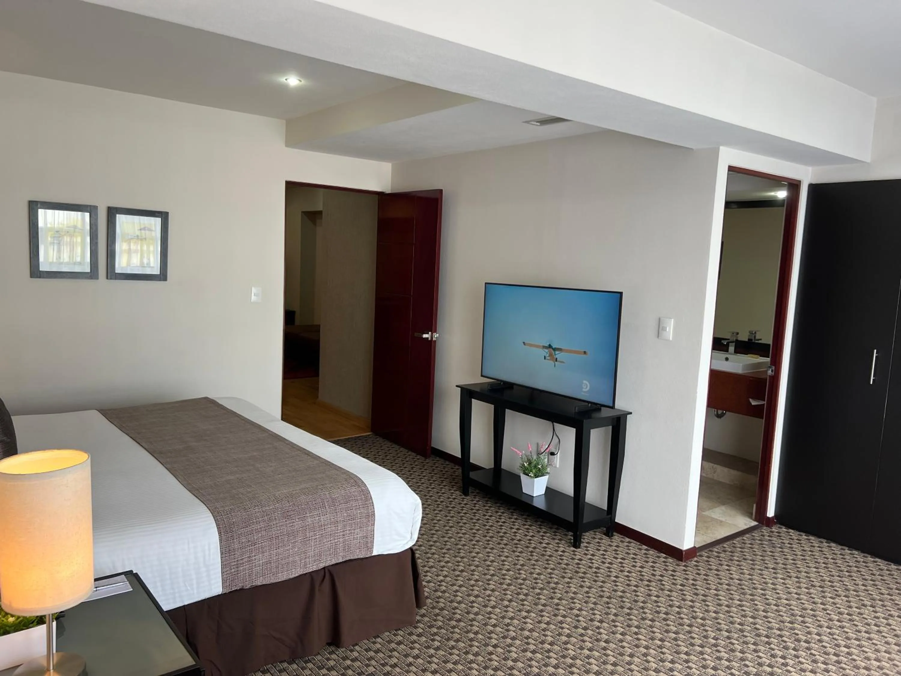 Bed in St Isidro Suites Corporate Housing SPA & Wellness Center