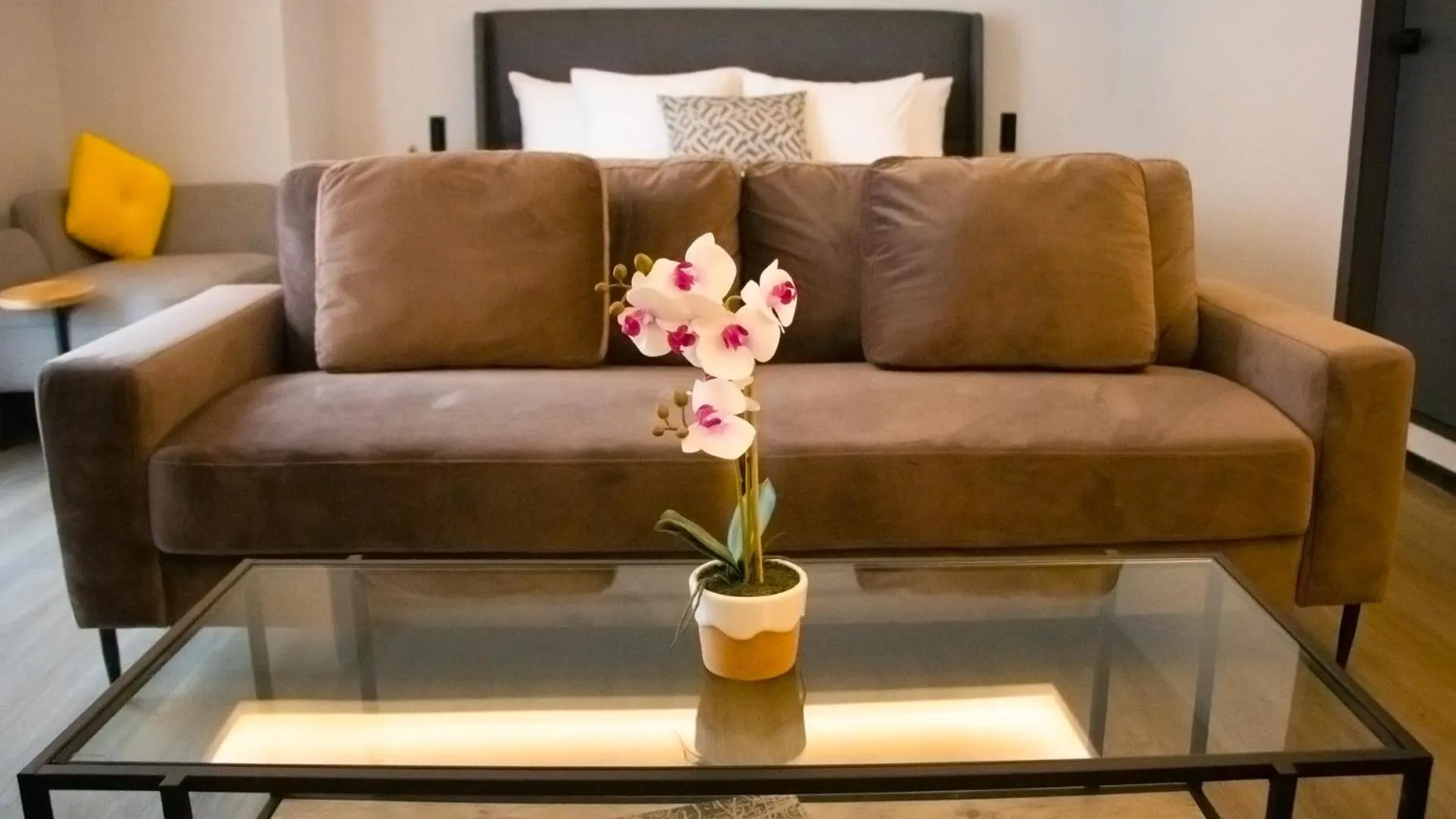 Living room in St Isidro Suites Corporate Housing SPA & Wellness Center