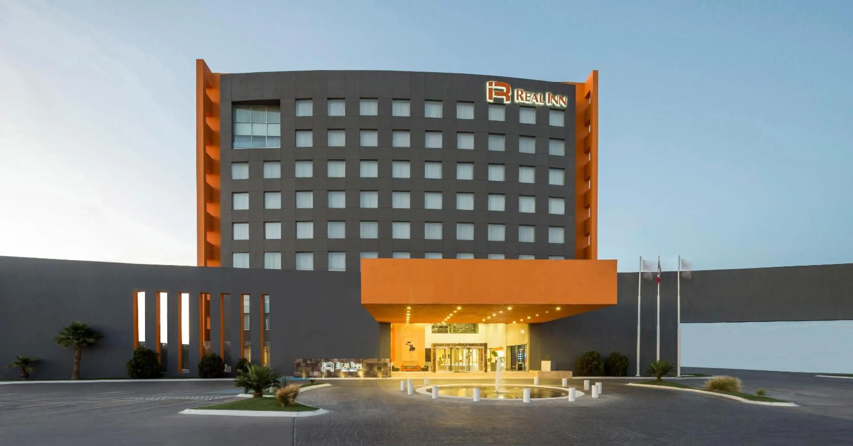 Property building in Real Inn Ciudad Juarez by the USA Consulate