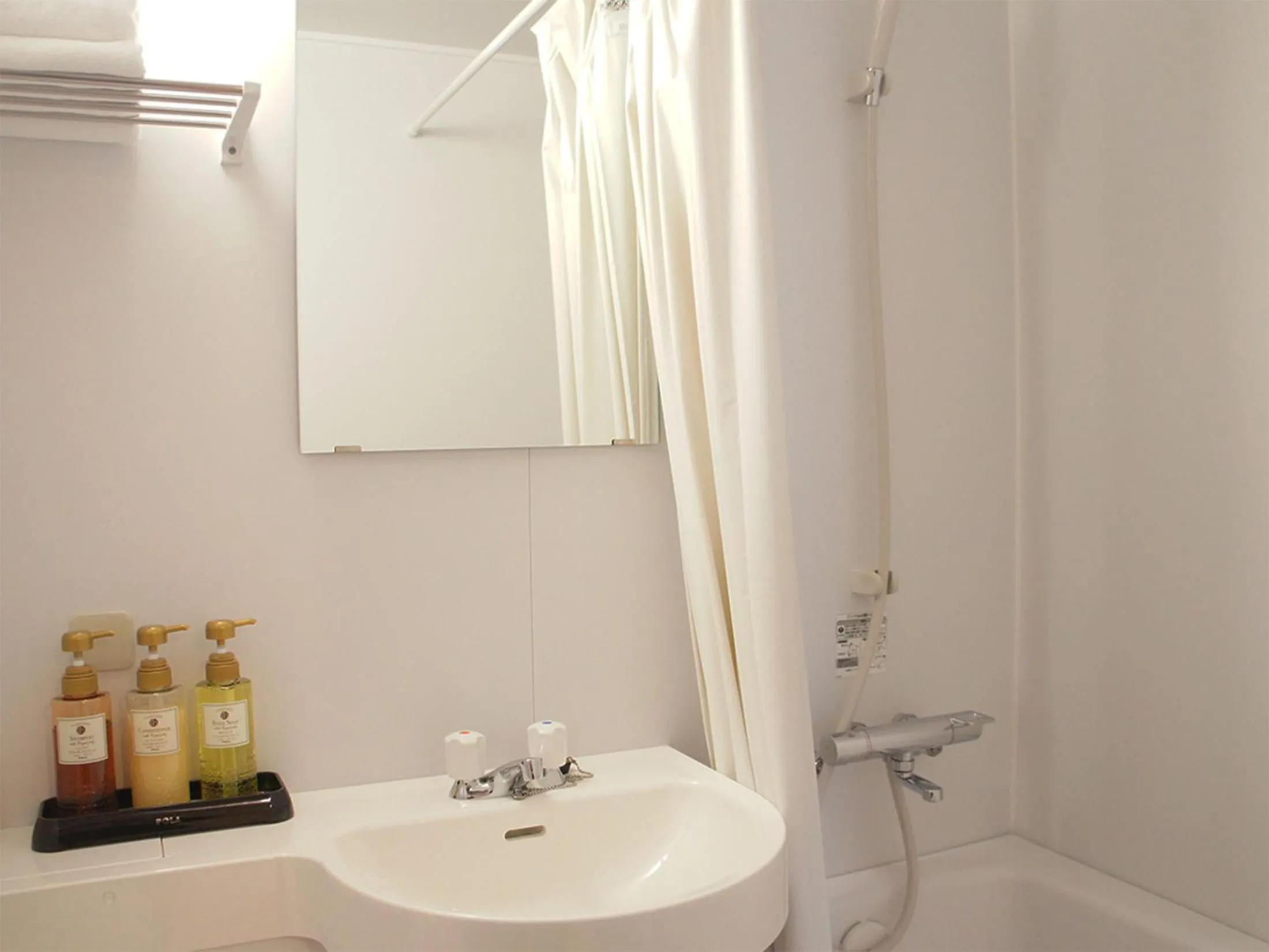 Photo of the whole room in Hotel Abest Osu Kannon Ekimae Hane no Yu