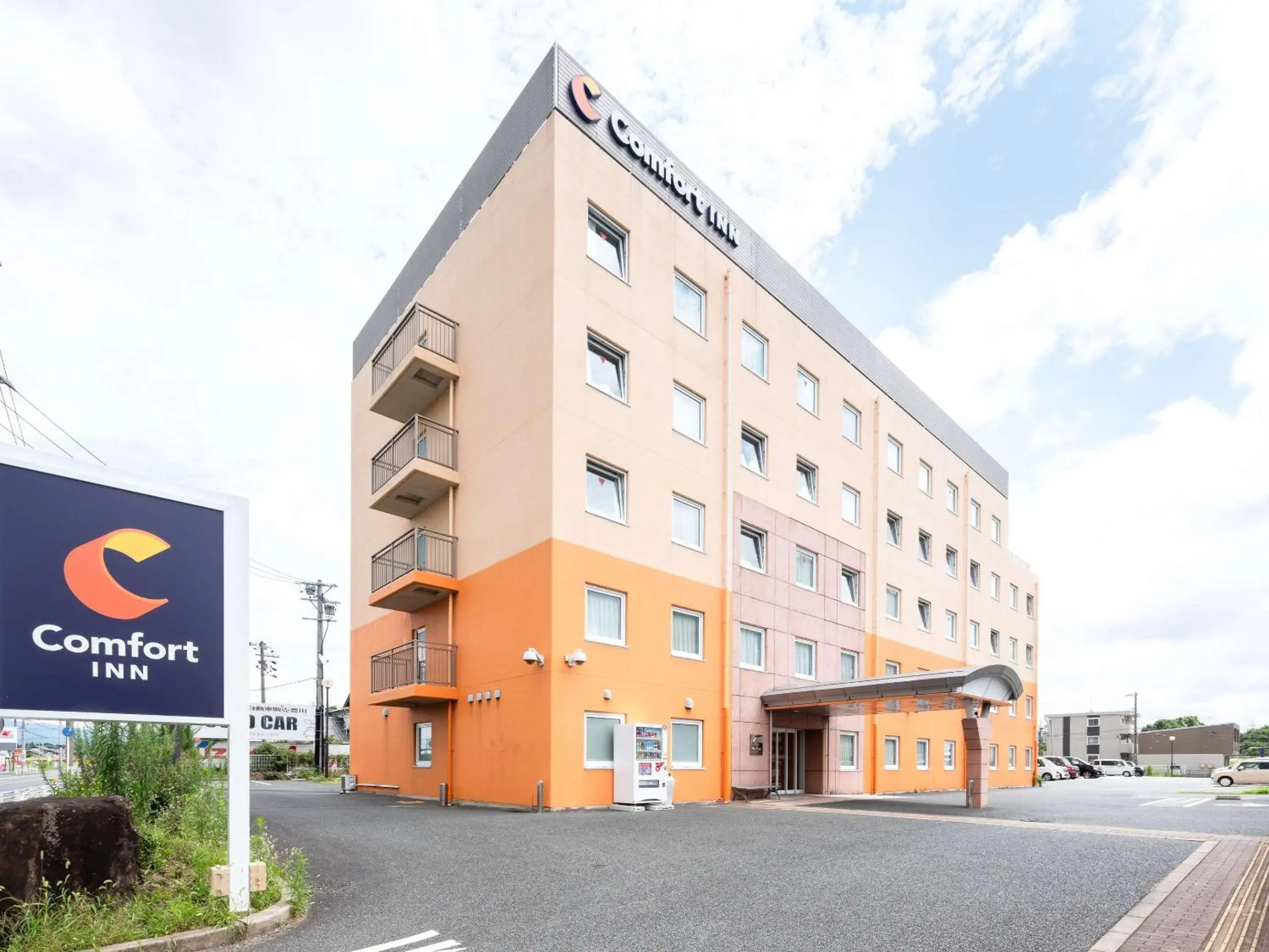 Property building in Comfort Inn Toyokawa Inter Property building in Comfort Inn Toyokawa Inter