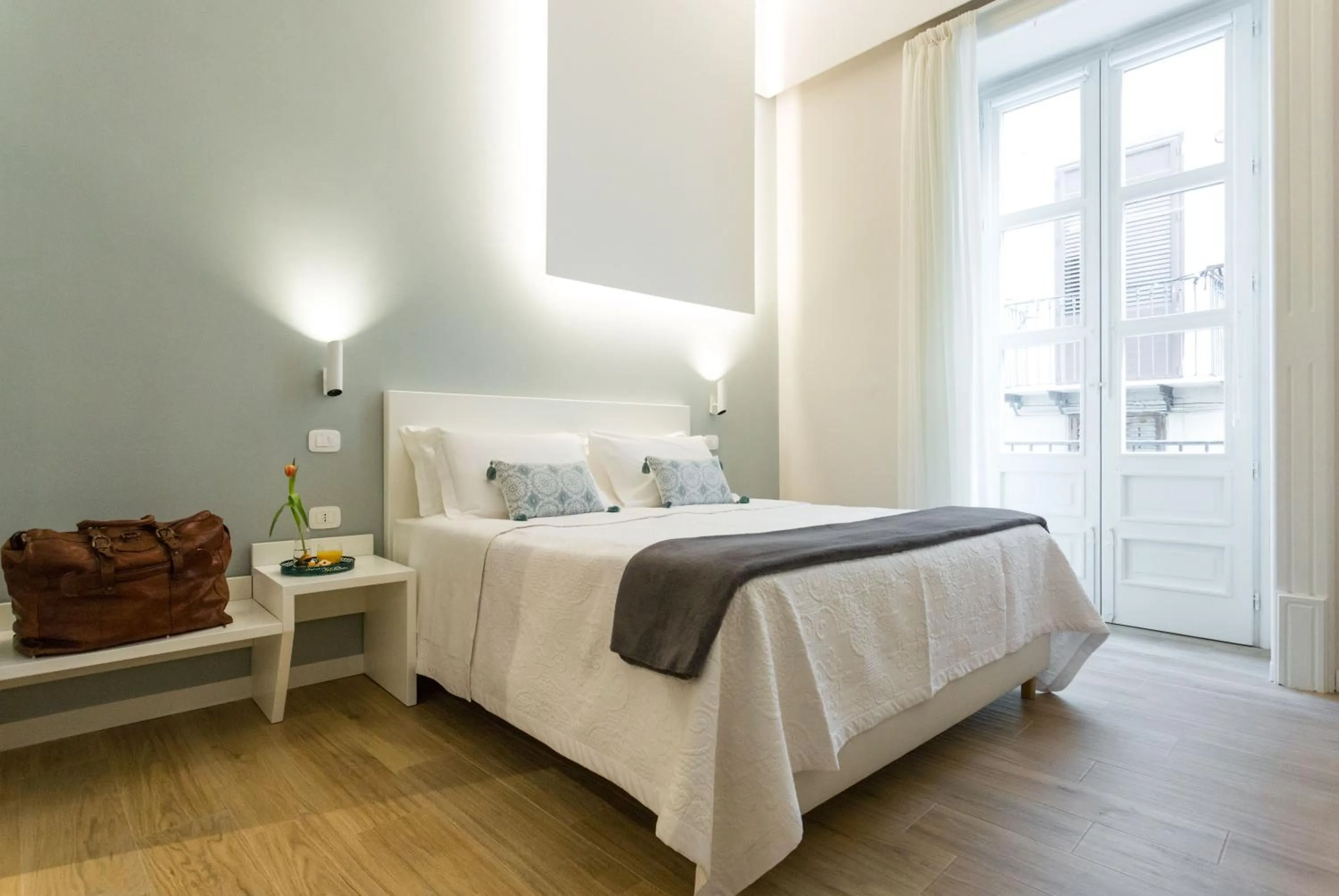 Photo of the whole room, Bed in Bellaroto Suite & SPA