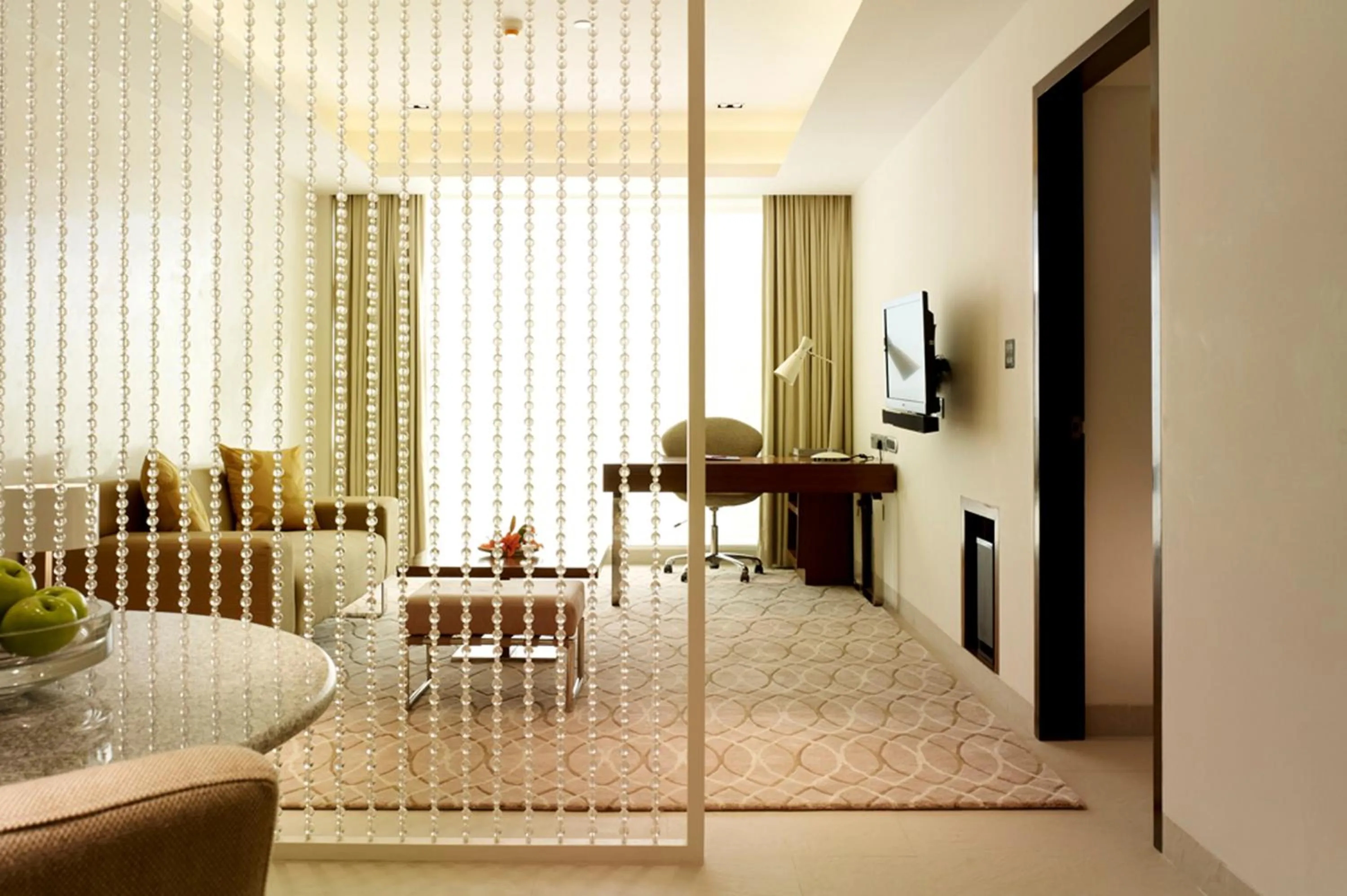 Photo of the whole room in Taj Yeshwantpur Bengaluru