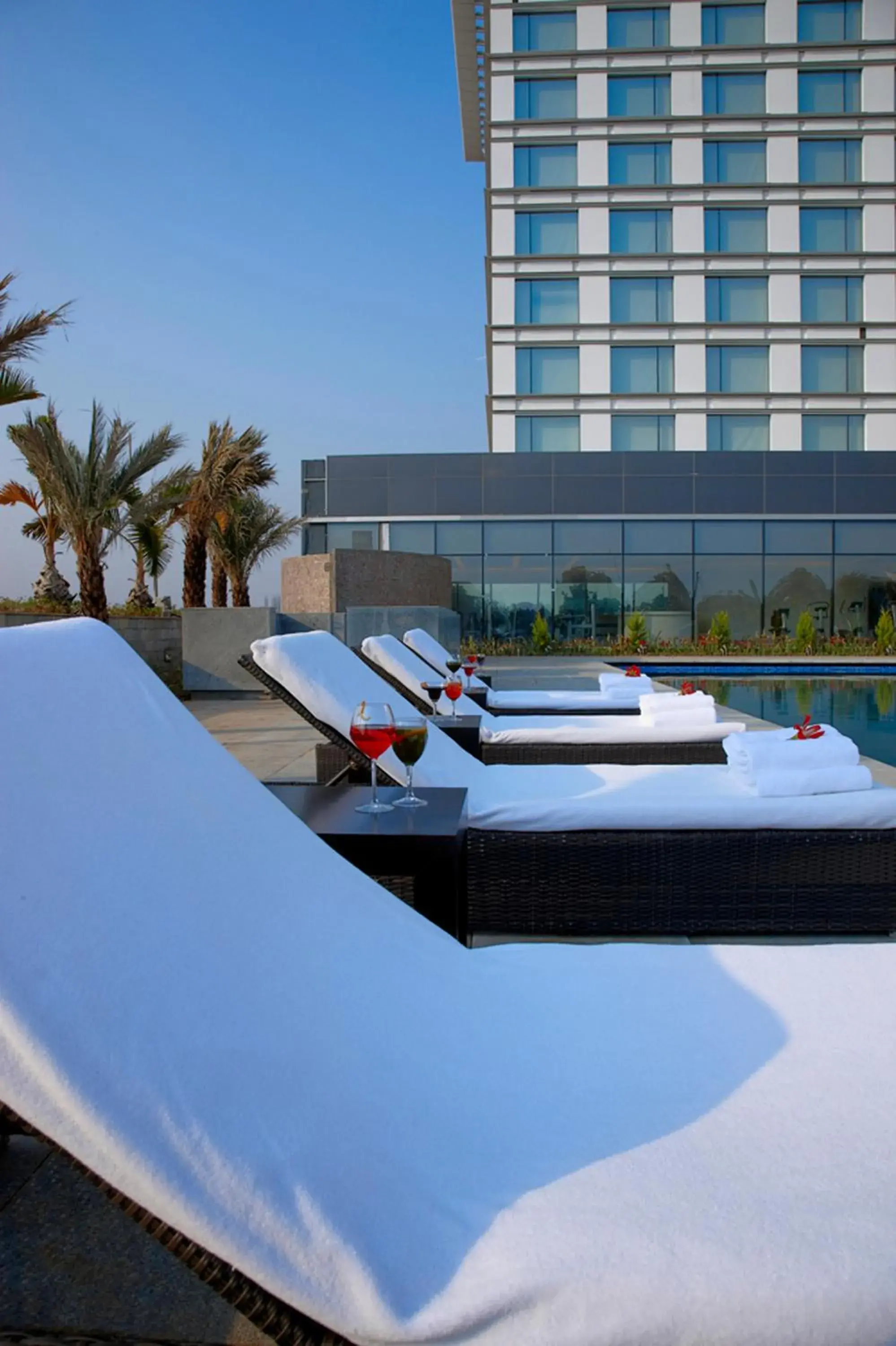 Swimming pool in Taj Yeshwantpur Bengaluru Swimming pool in Taj Yeshwantpur Bengaluru