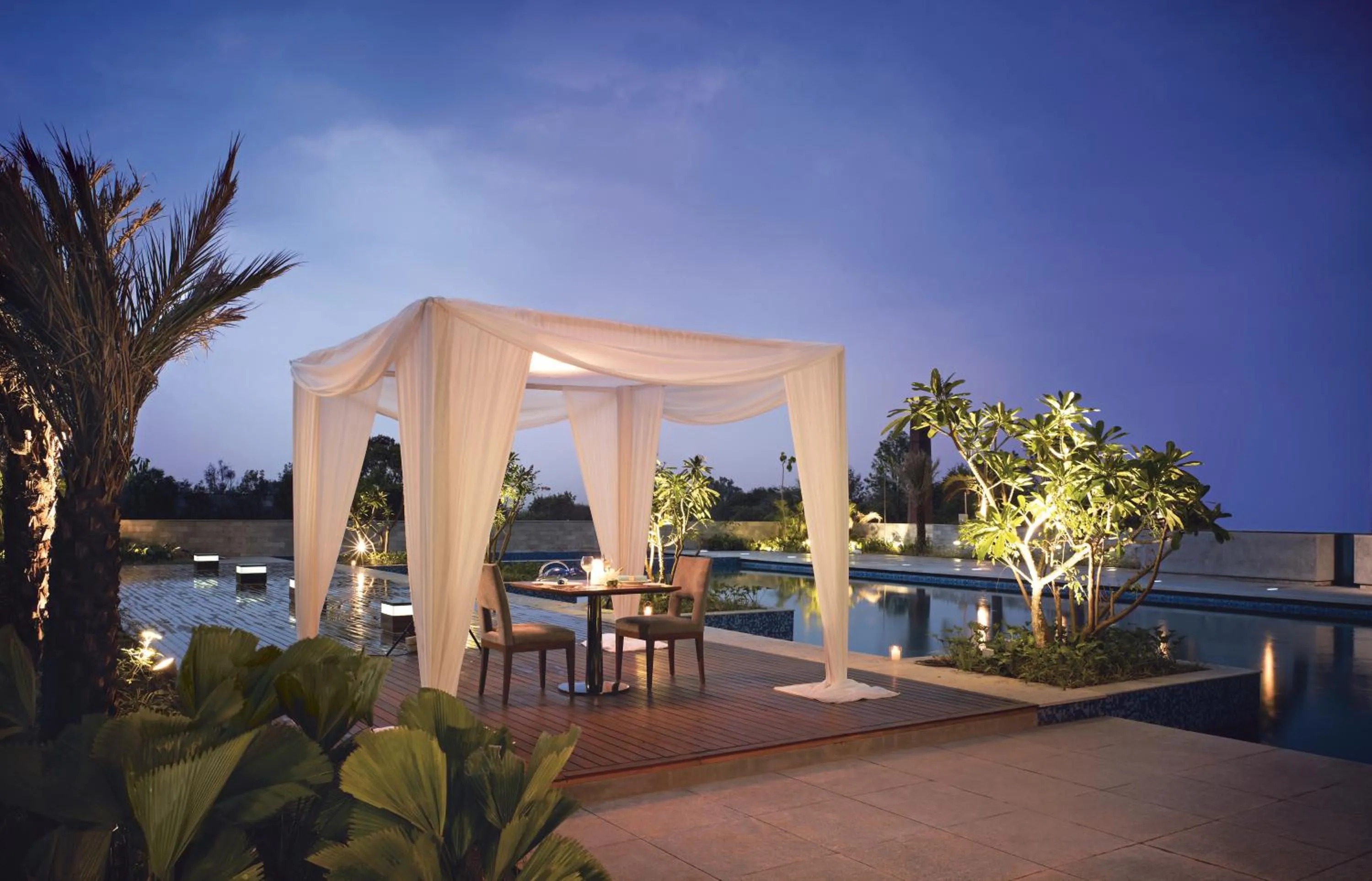 Swimming pool in Taj Yeshwantpur Bengaluru