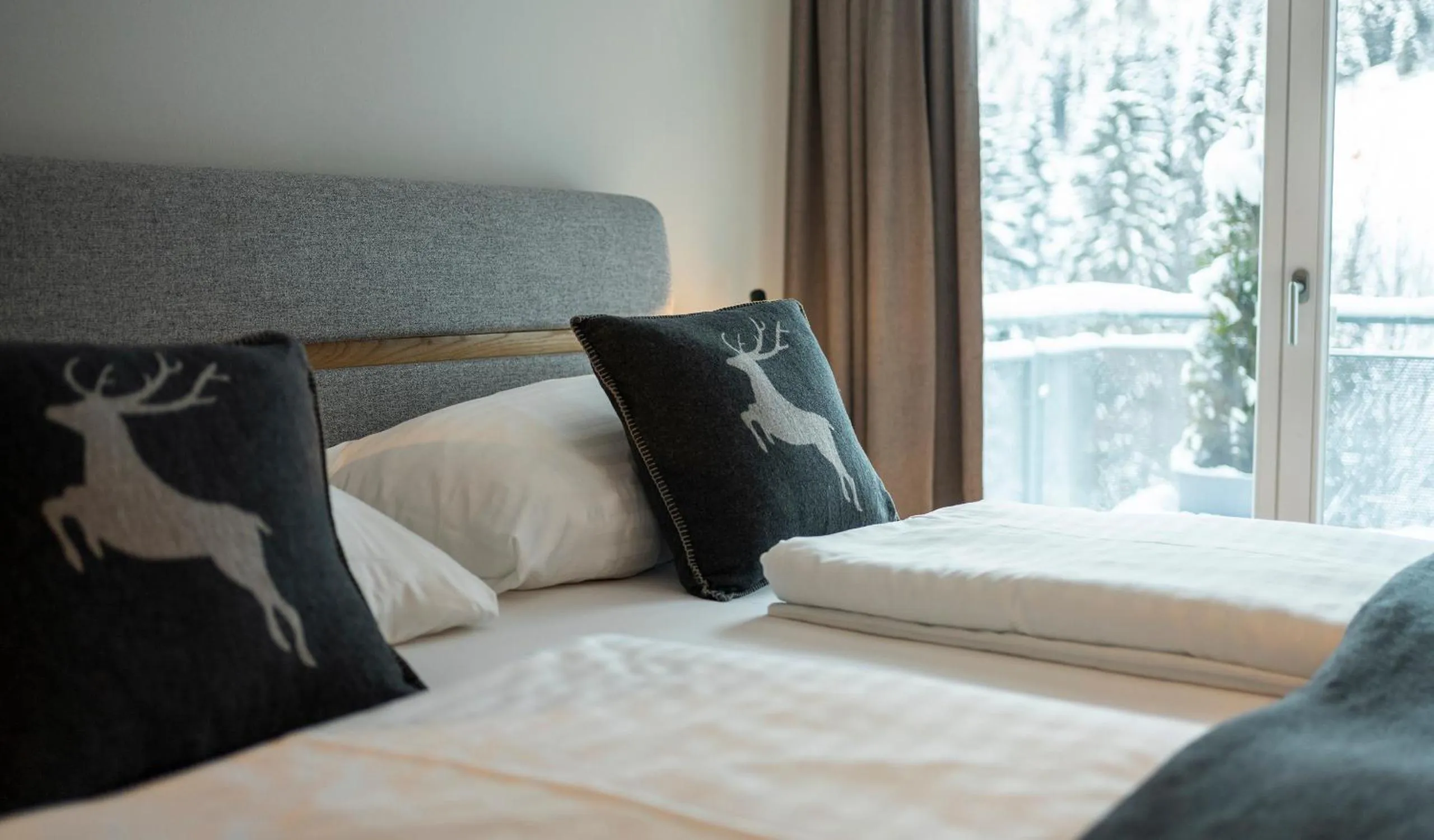 Bed in Hotel Residenz Hochalm - SKI IN -SKI OUT