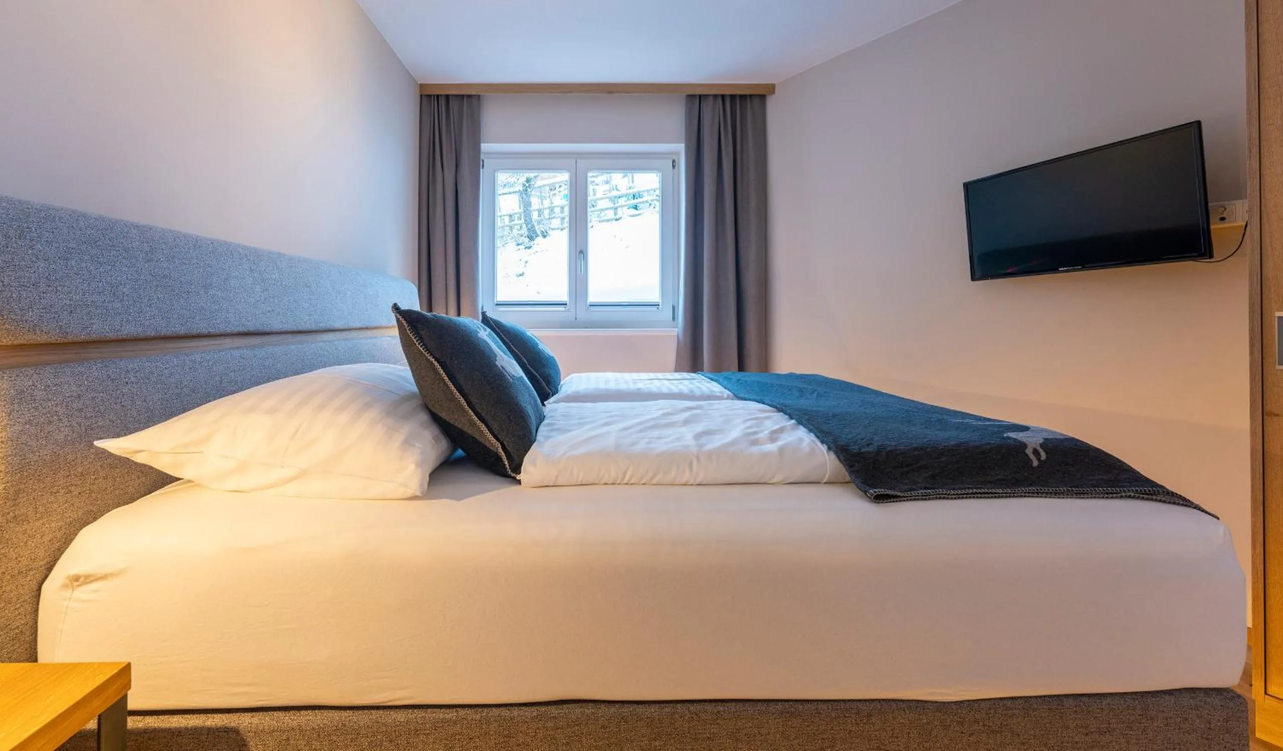 Bed in Hotel Residenz Hochalm - SKI IN -SKI OUT