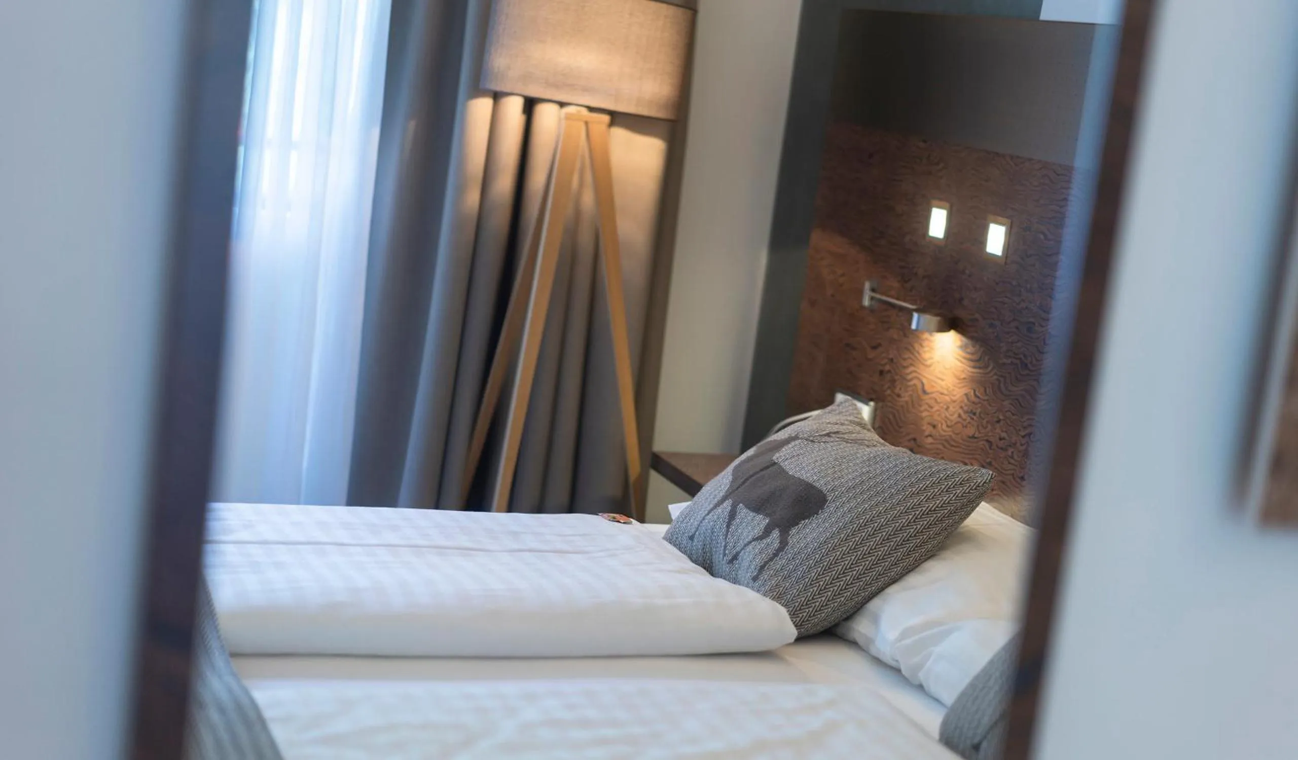 Bed in Hotel Residenz Hochalm - SKI IN -SKI OUT