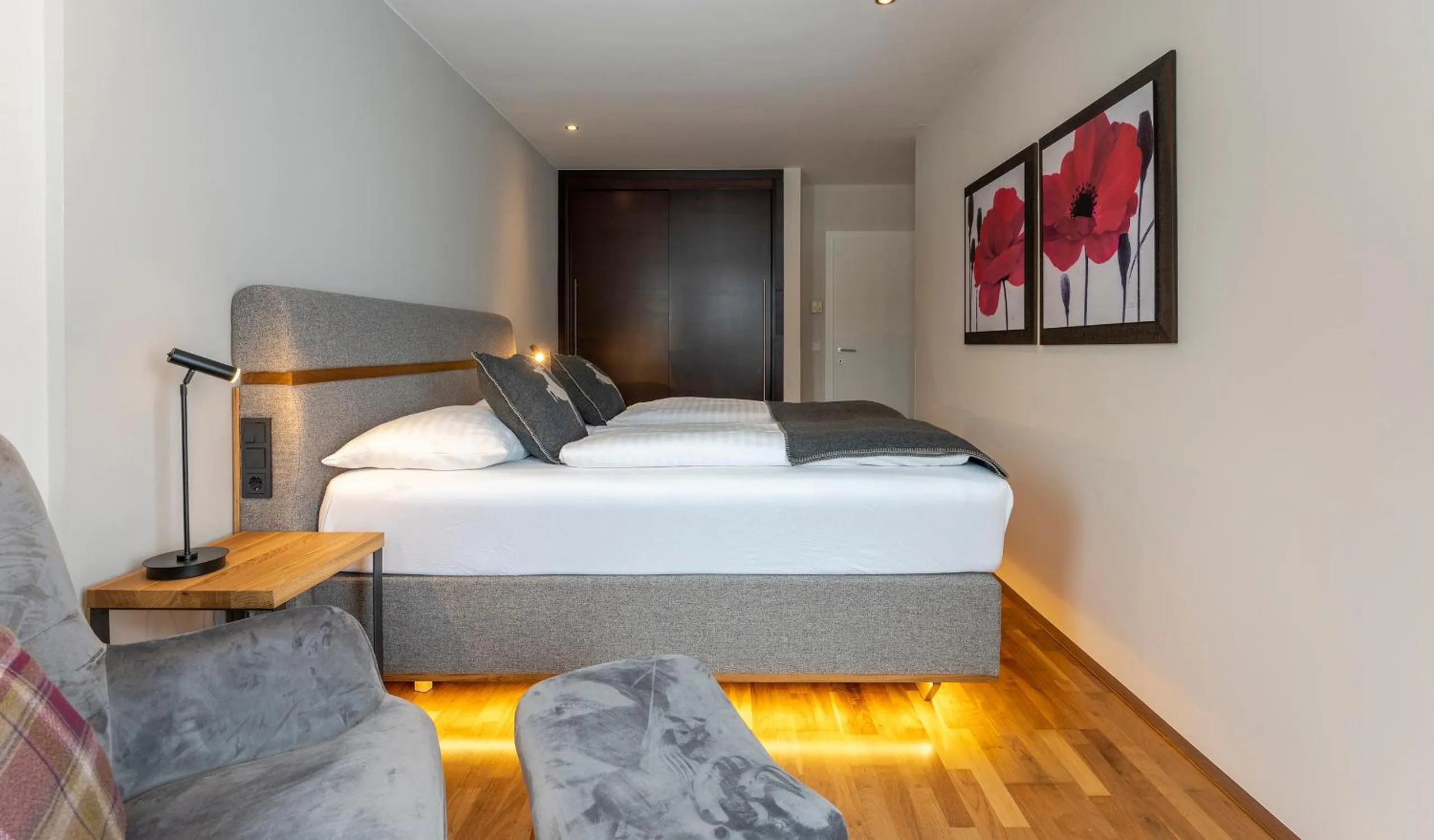 Bed in Hotel Residenz Hochalm - SKI IN -SKI OUT