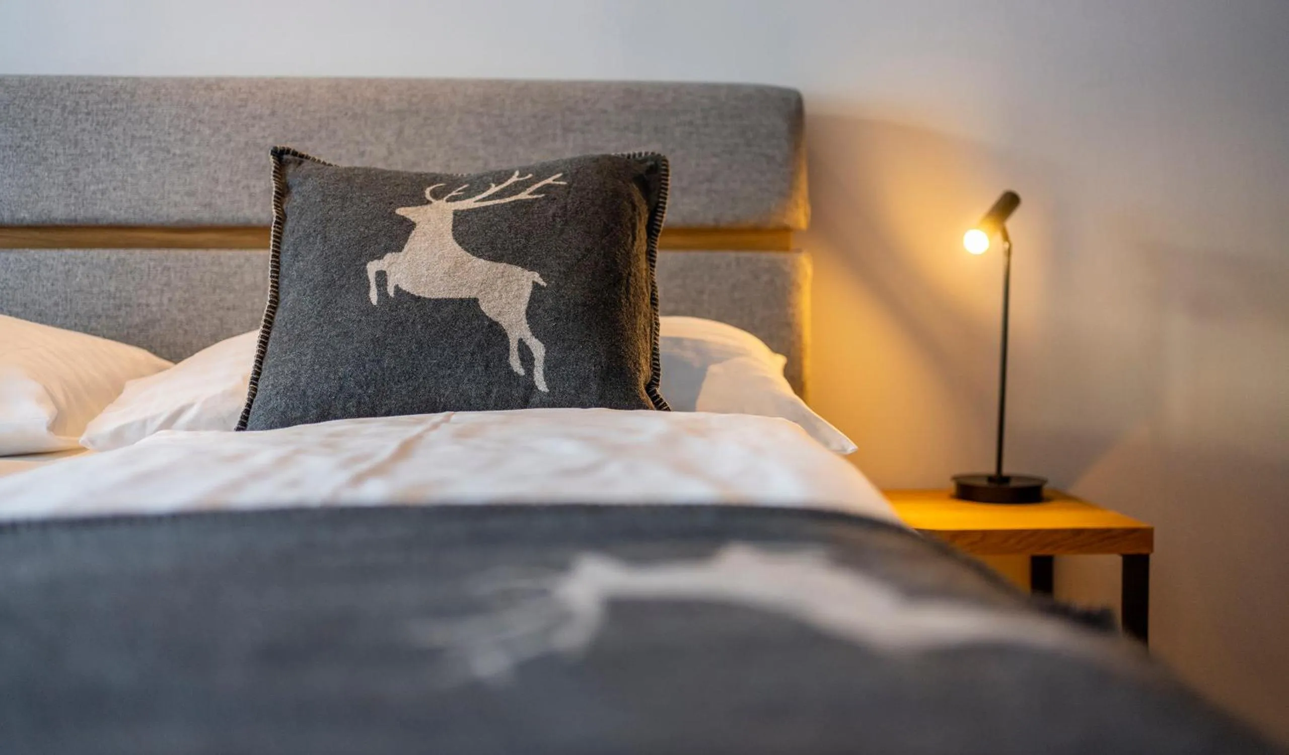 Bed in Hotel Residenz Hochalm - SKI IN -SKI OUT