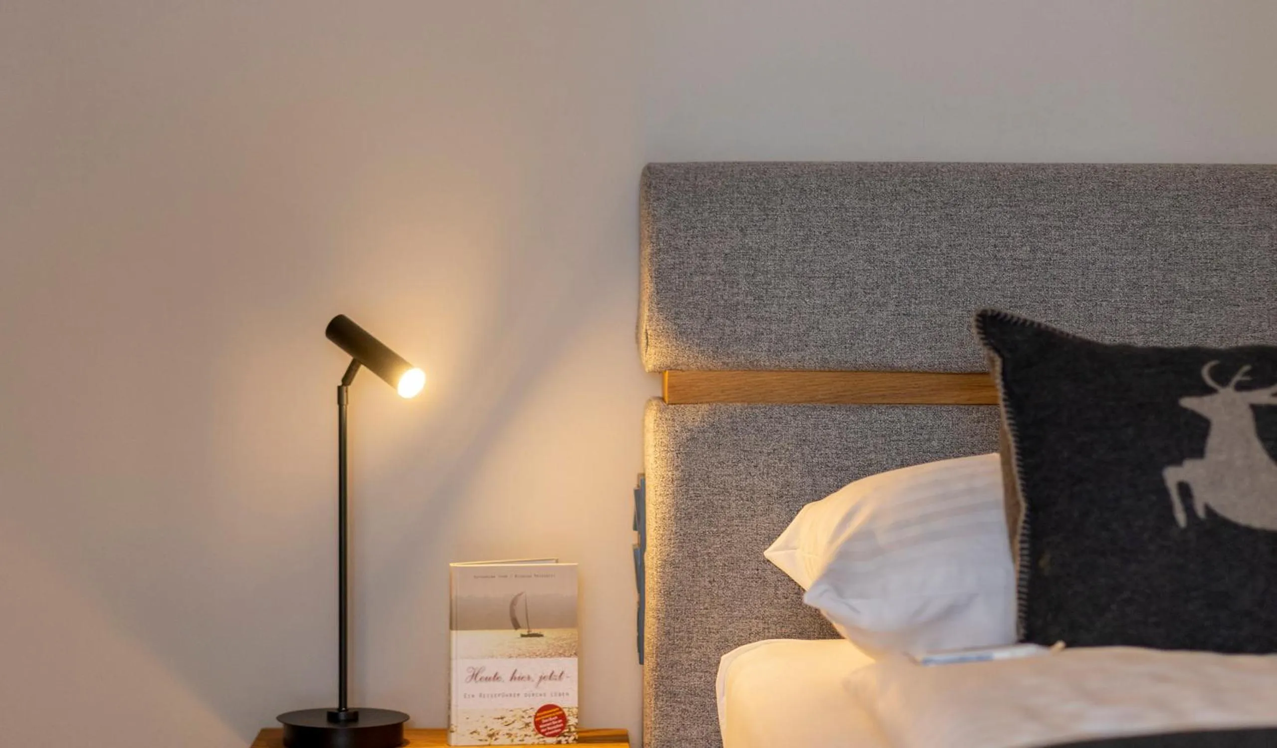 Bed in Hotel Residenz Hochalm - SKI IN -SKI OUT