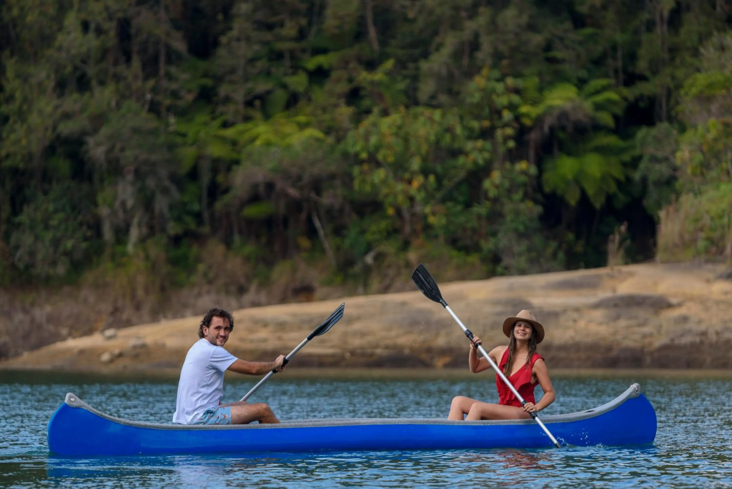 Canoeing in Levit Glamping - Hotel Guatapé Peñol