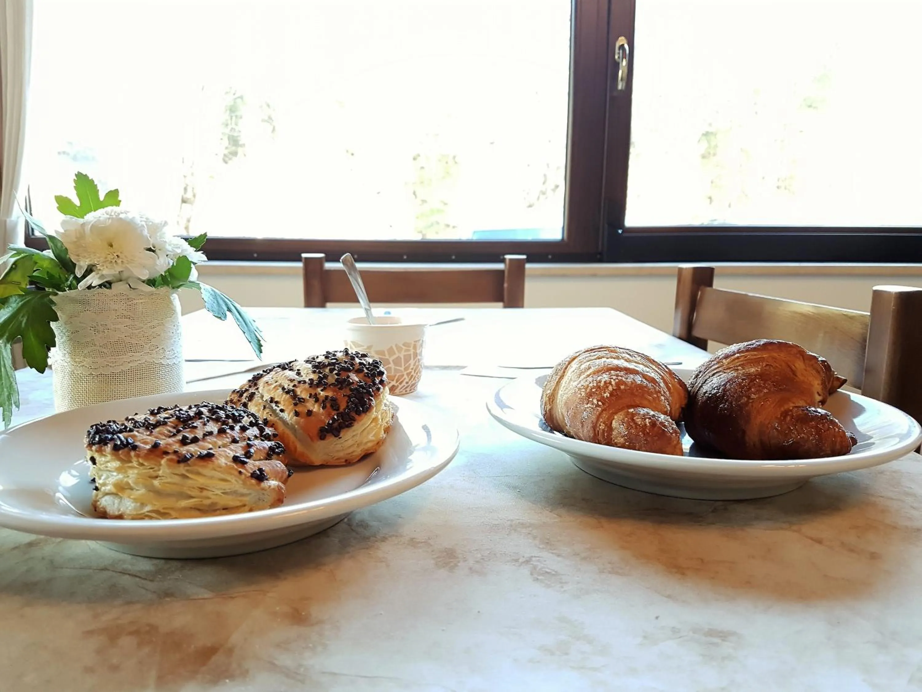 Breakfast in Hotel del Lago Ampollino