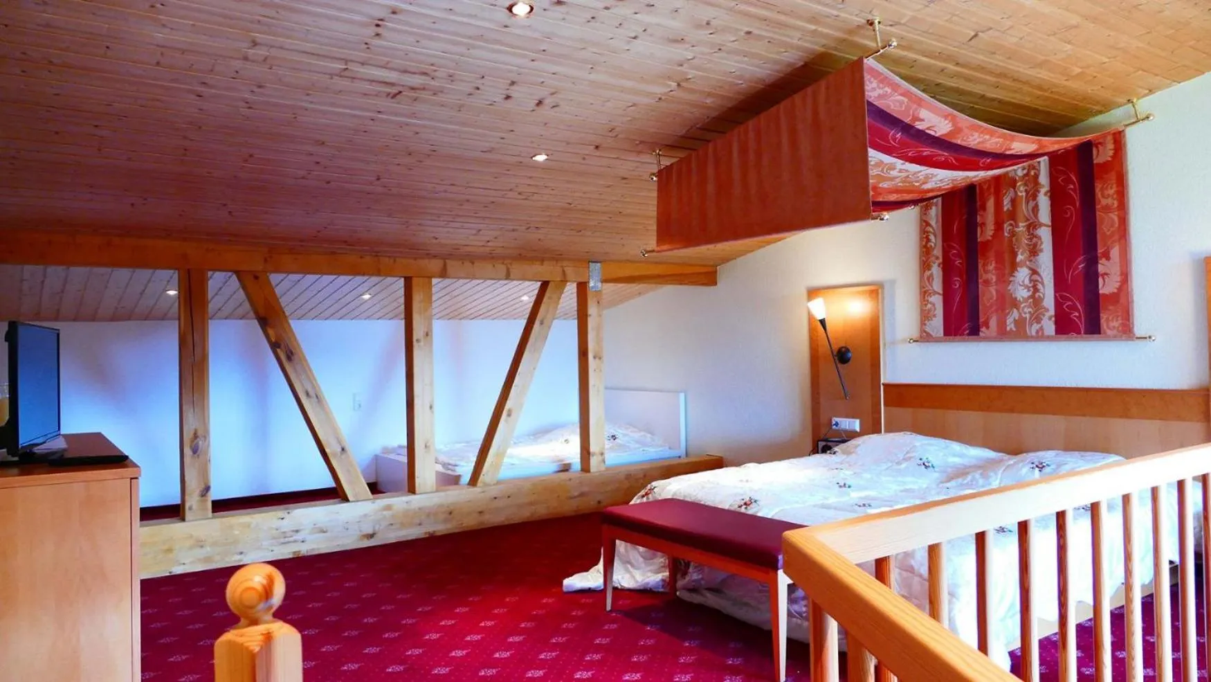 Bed in Öko-Landhotel Basler Hof