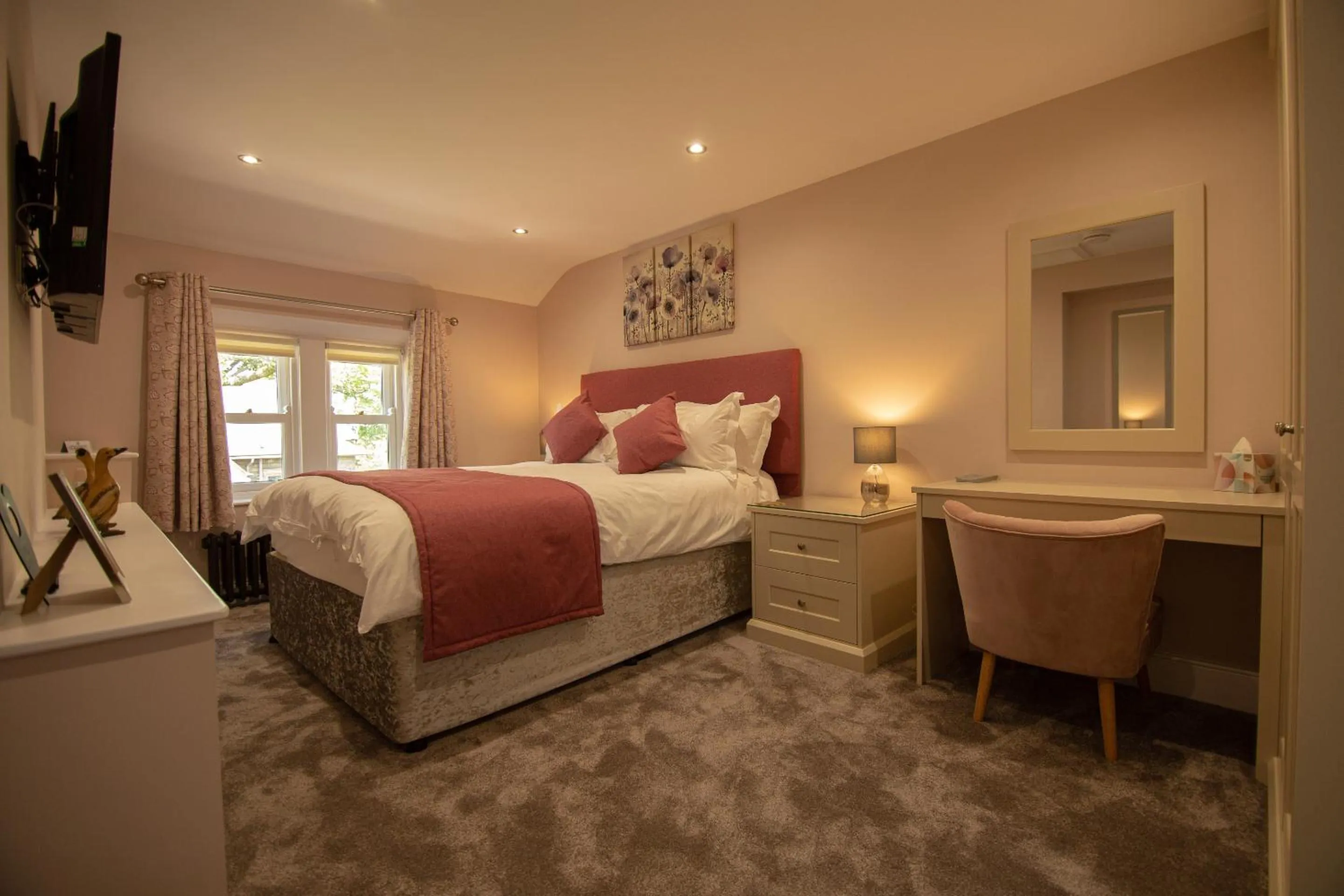 Bedroom, Bed in Timble Inn