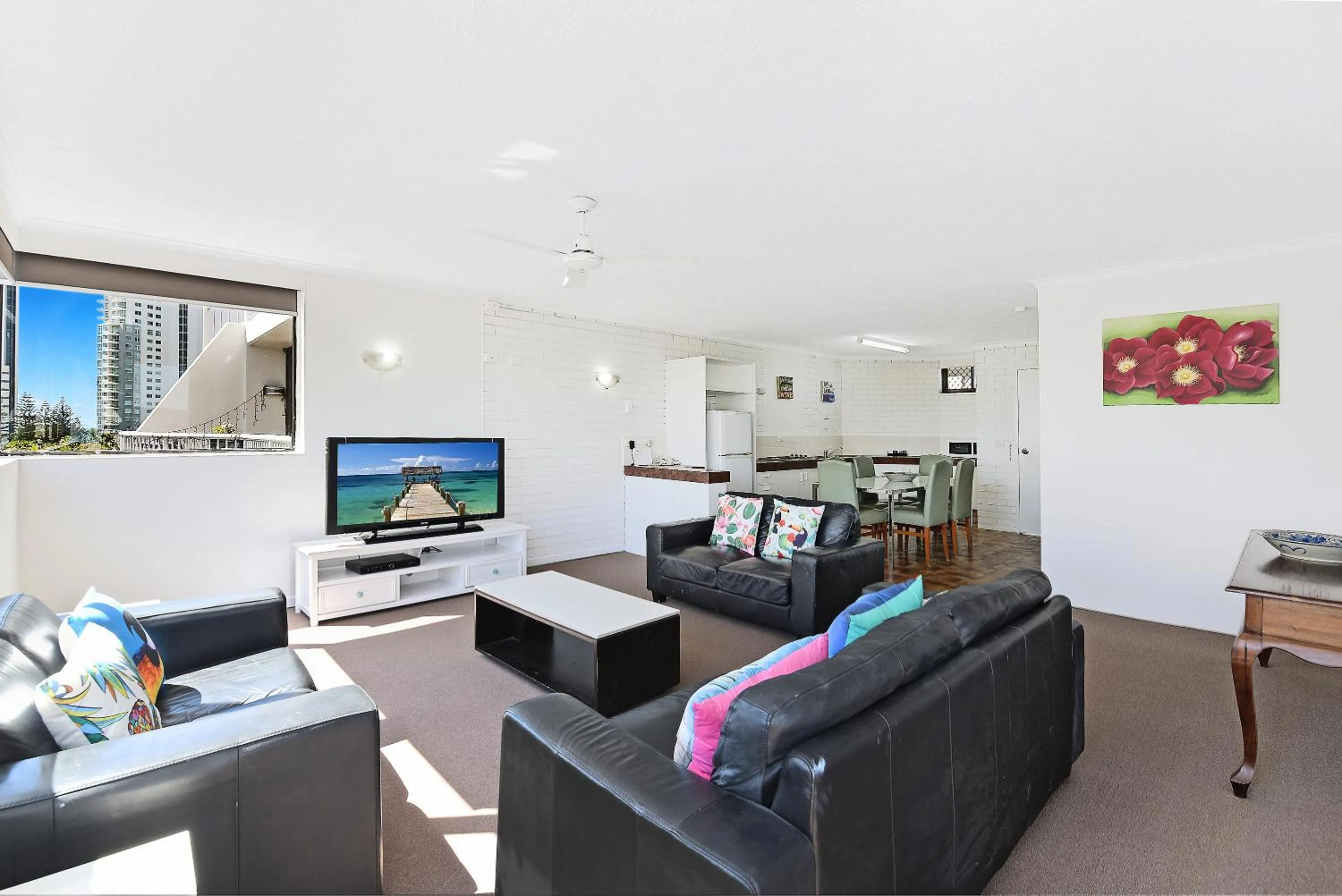 Broadbeach Travel Inn Apartments