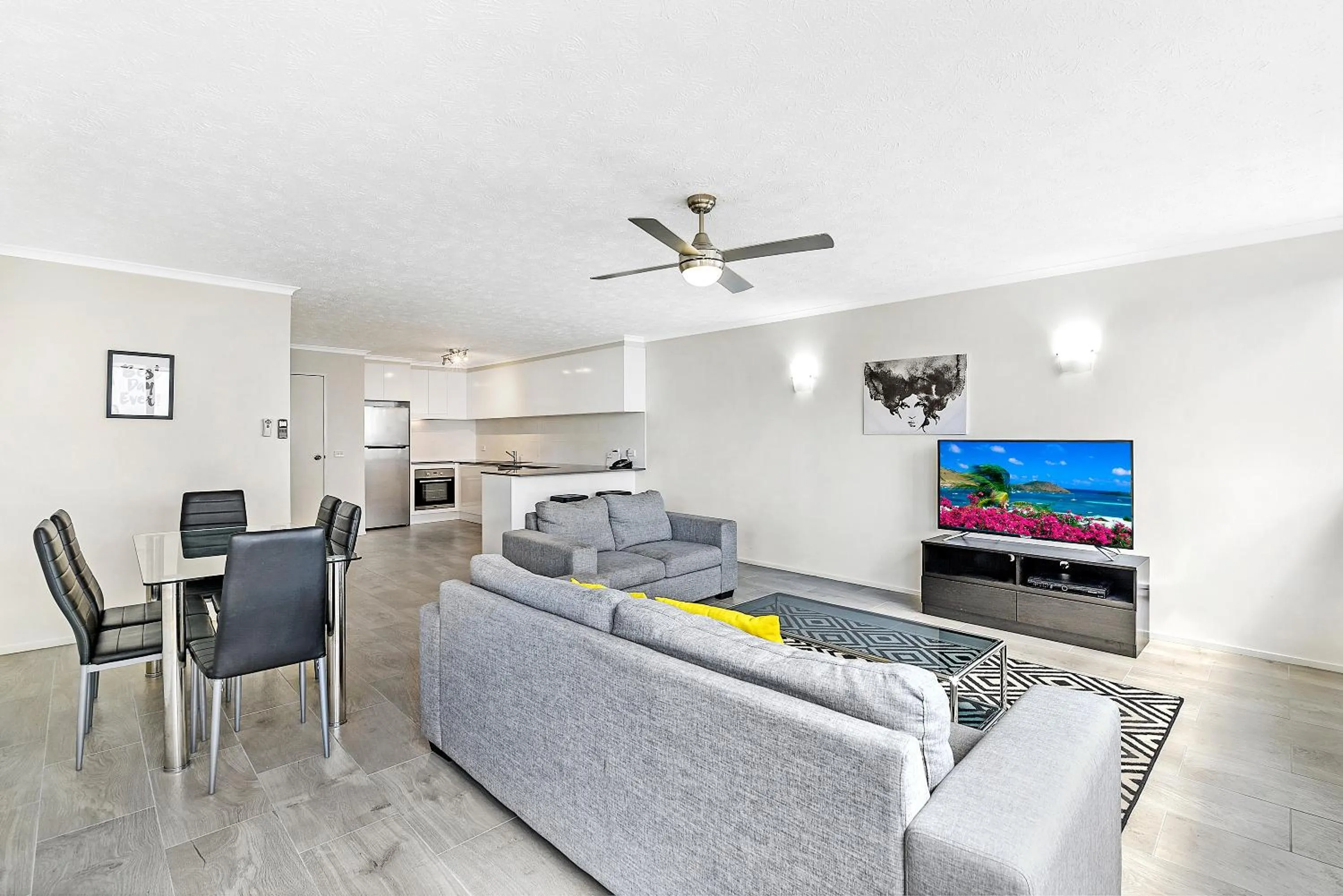 Broadbeach Travel Inn Apartments