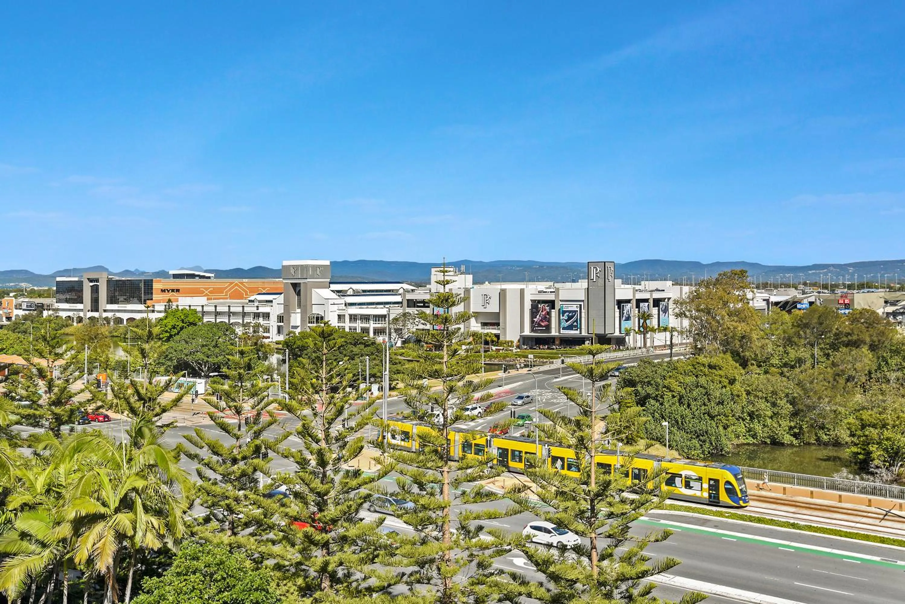 Broadbeach Travel Inn Apartments