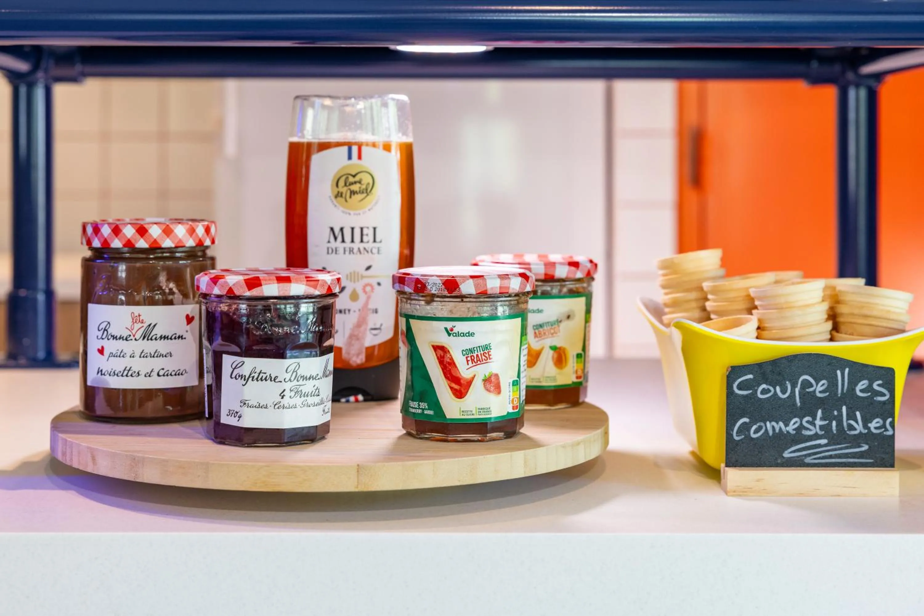 Food and drinks in ibis budget Bourg en Bresse