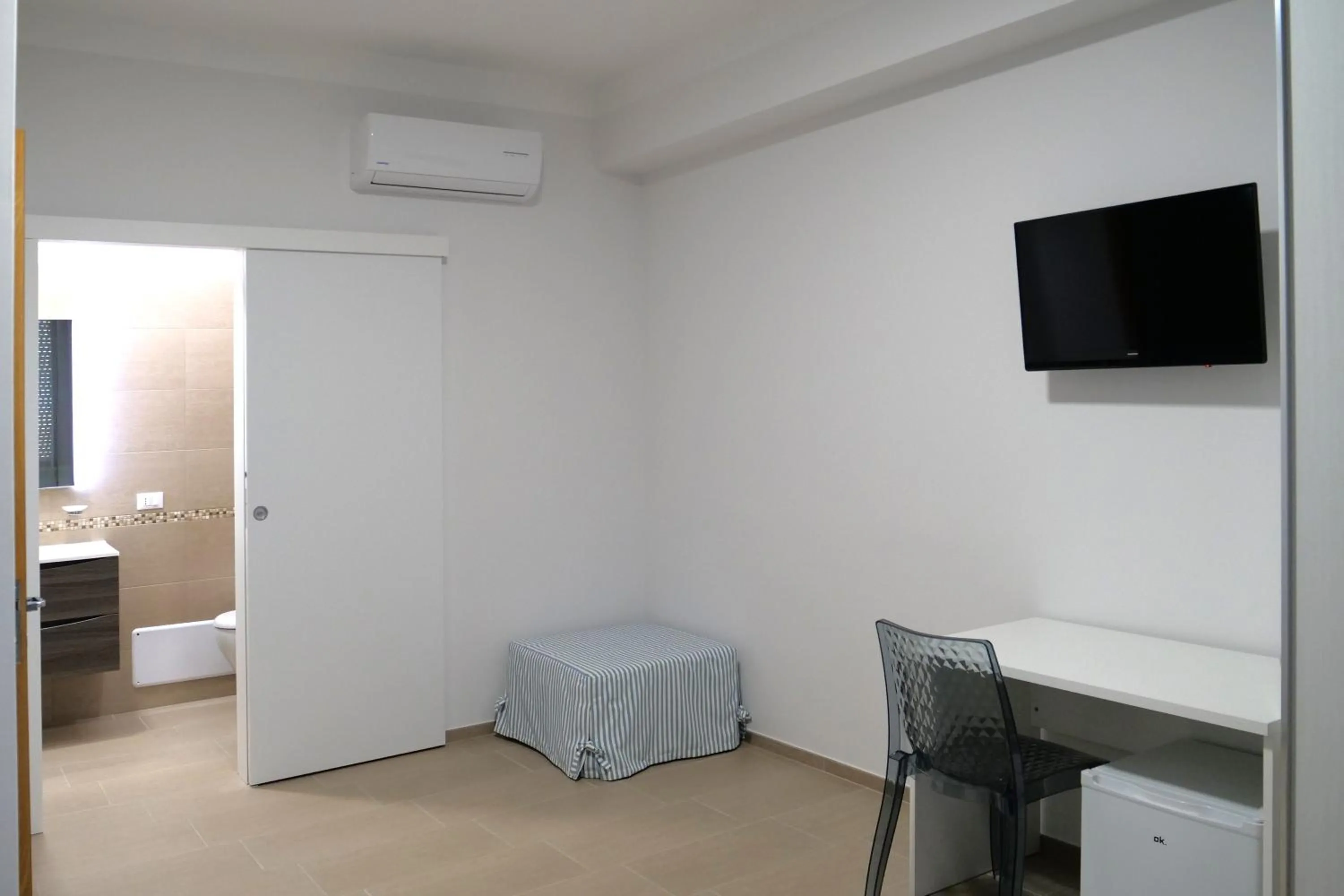 Photo of the whole room in Levante Salento