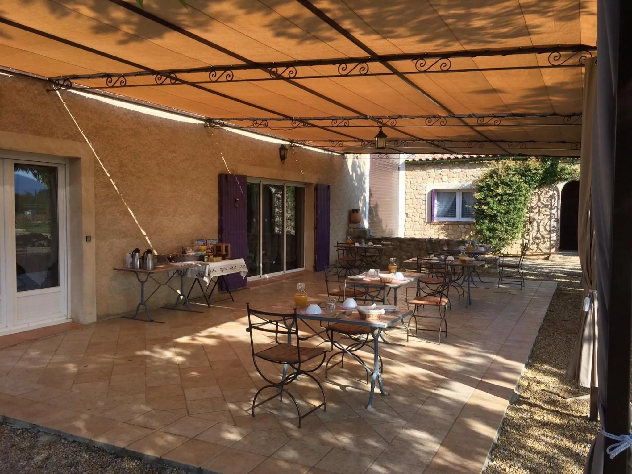 Patio in Ferme Para Lou