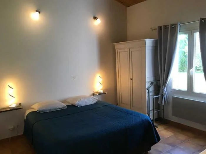 Photo of the whole room in Ferme Para Lou